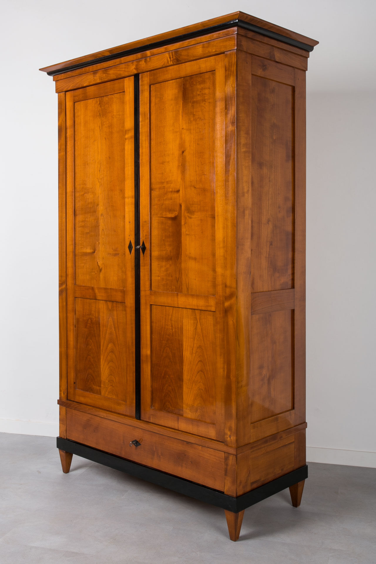 Biedermeier wardrobe in solid cherrywood veneer, germany, 19th century