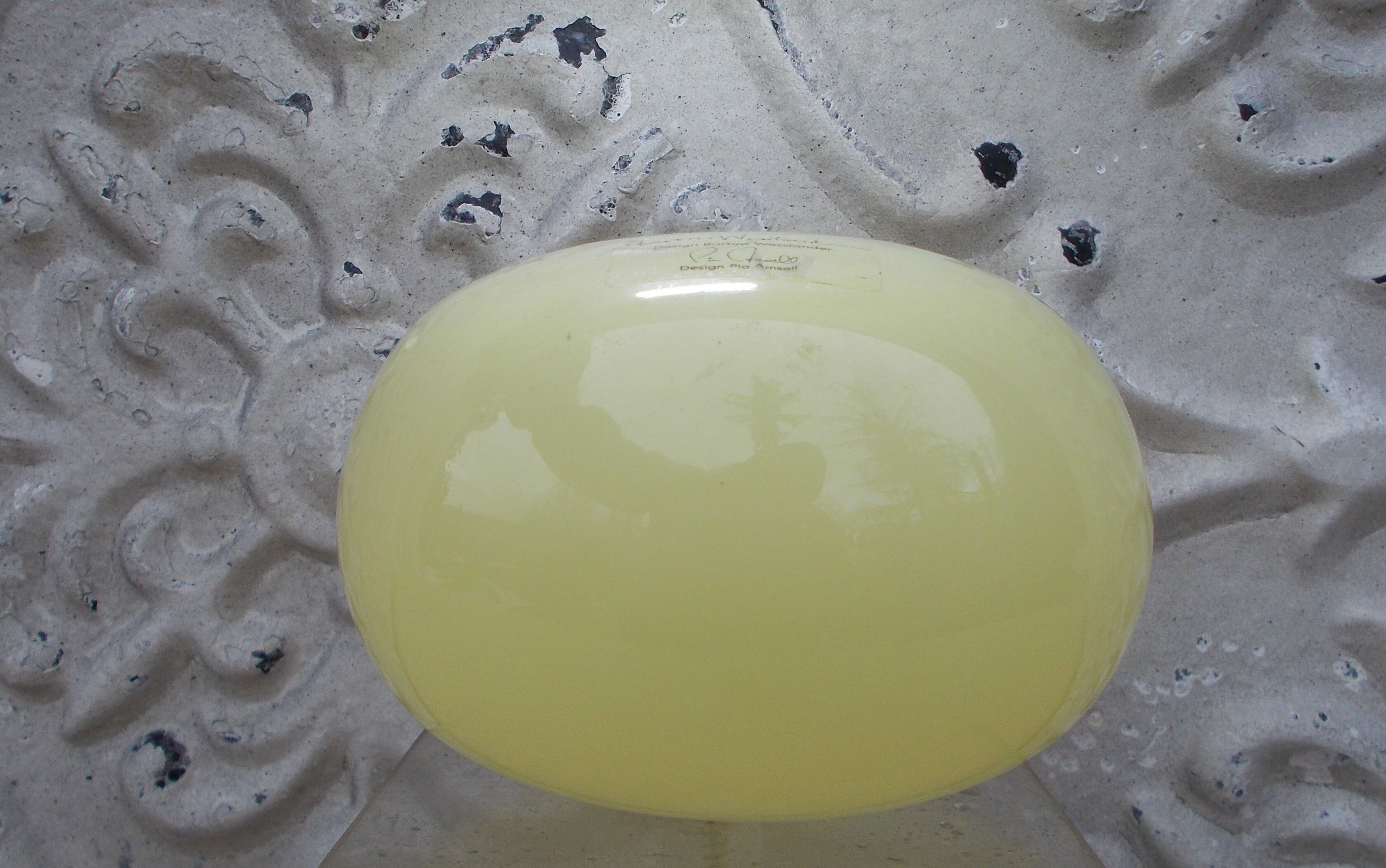 Design vase Barbro Wesslander and Pia Amsell