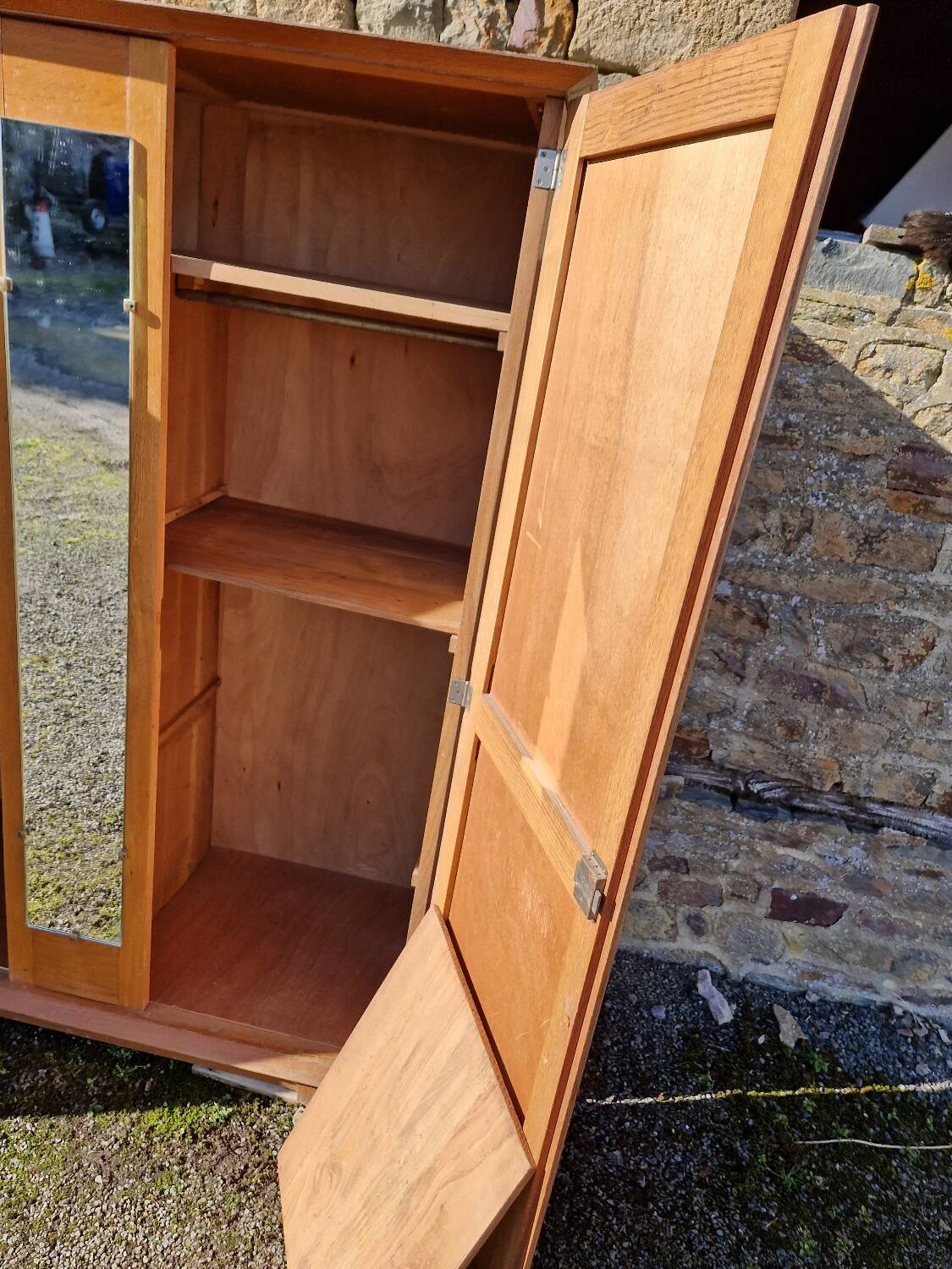 2-door glazed mirror cabinet