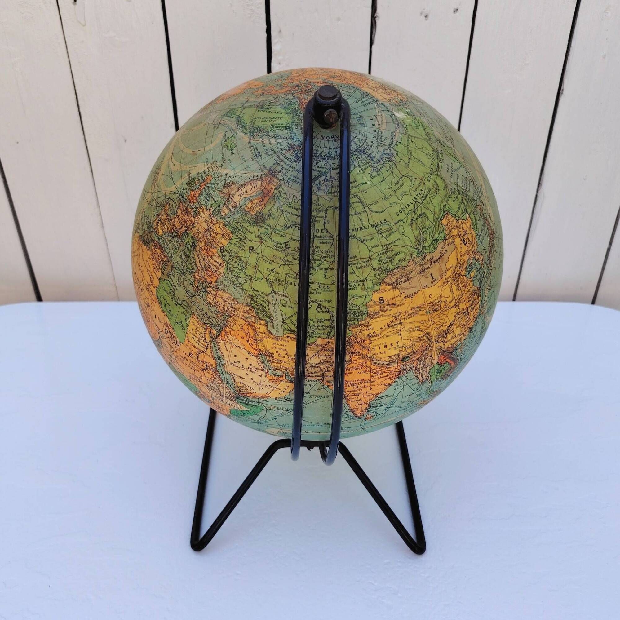 Illuminated glass globe, Perrina, vintage Picquart