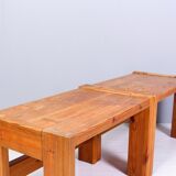 Paire de tables d'appoint en pin massif Suède 1970s