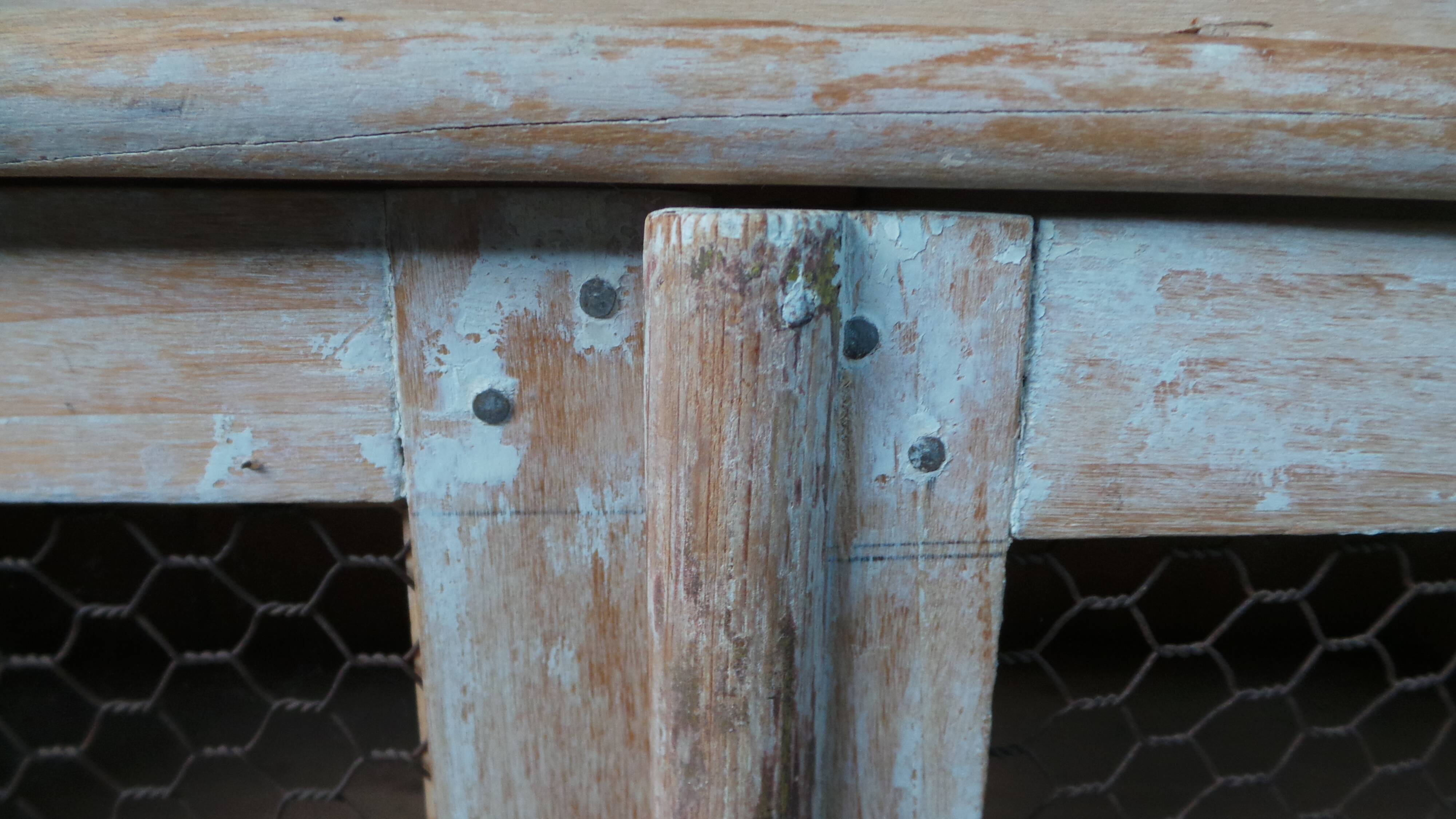 Screened medicine cabinet