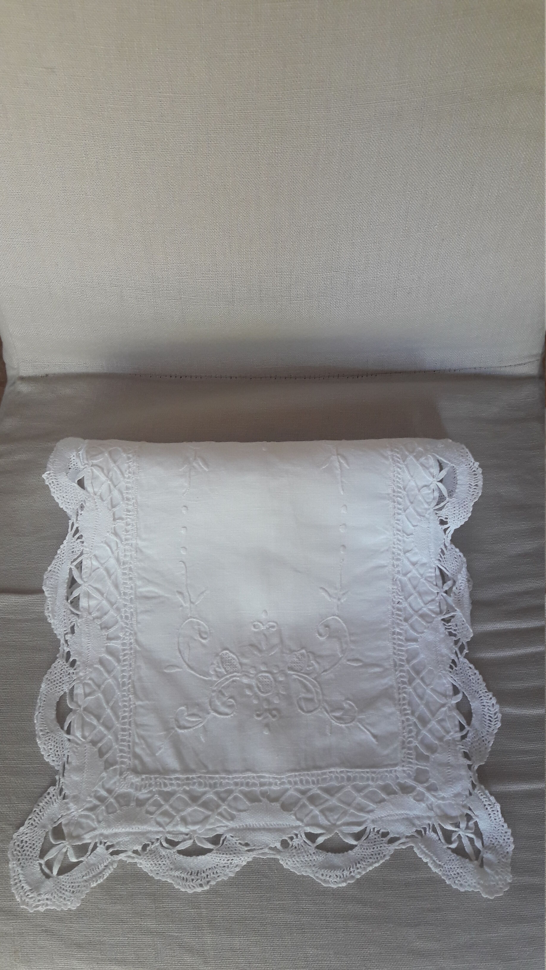 Vintage lace cushion cover