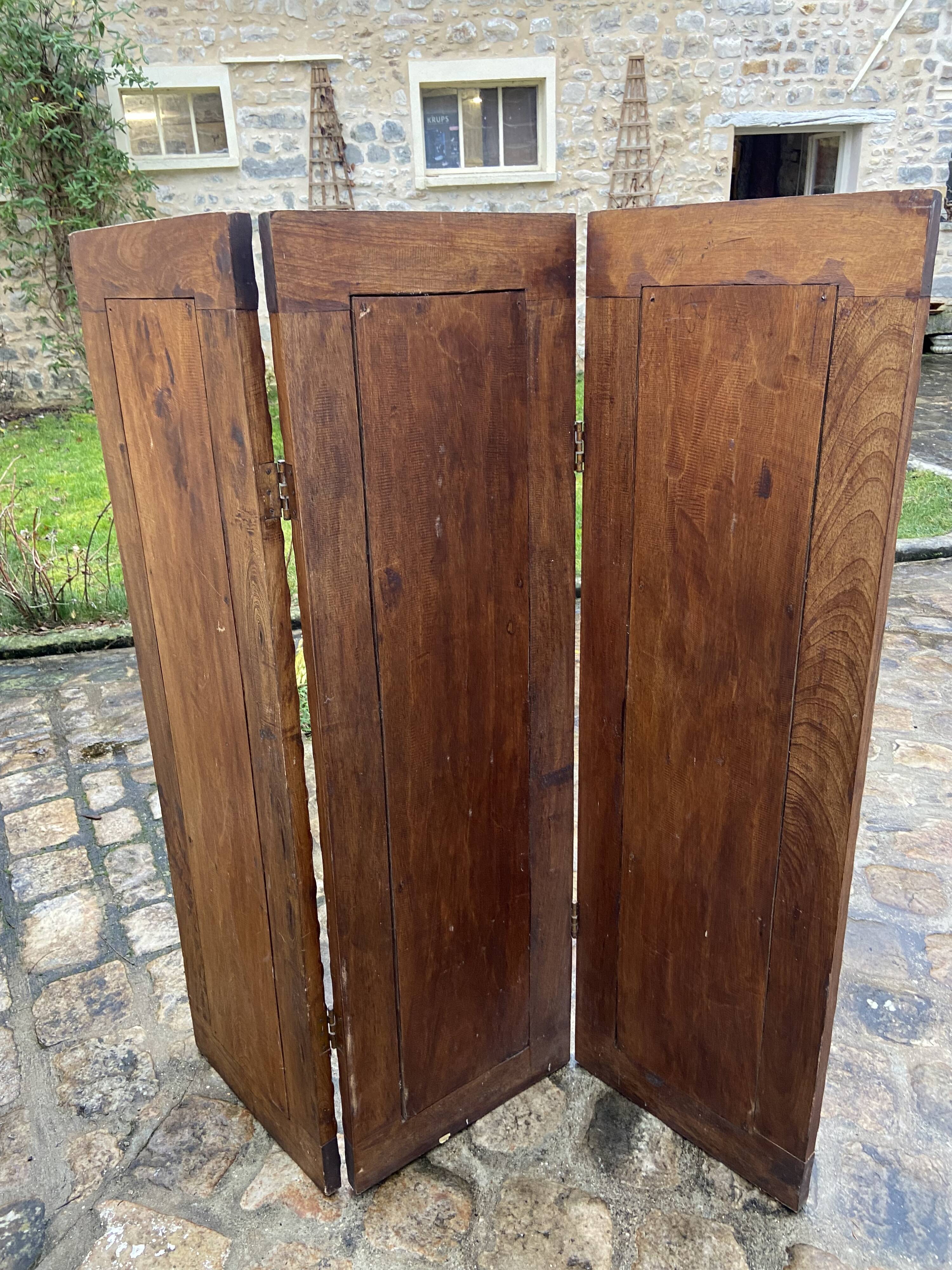 Vintage screen in carved solid wood