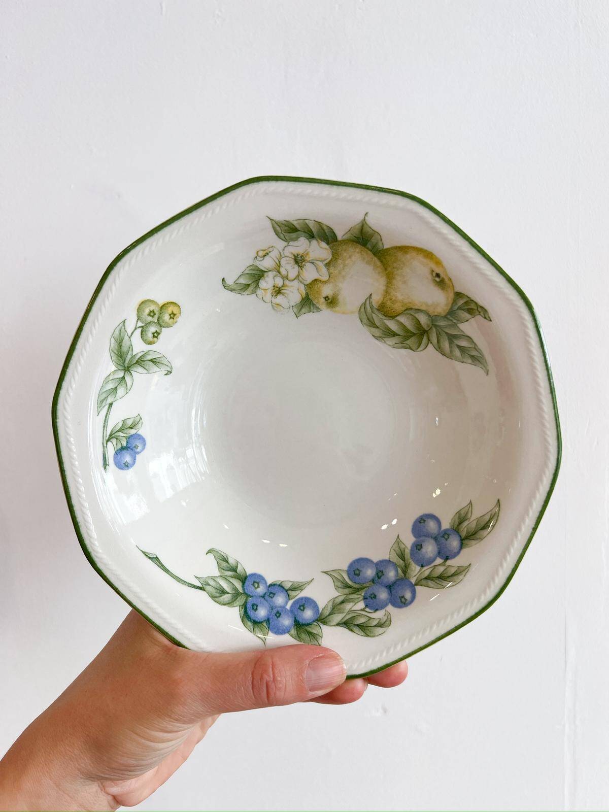 11 Churchill deep dessert plates