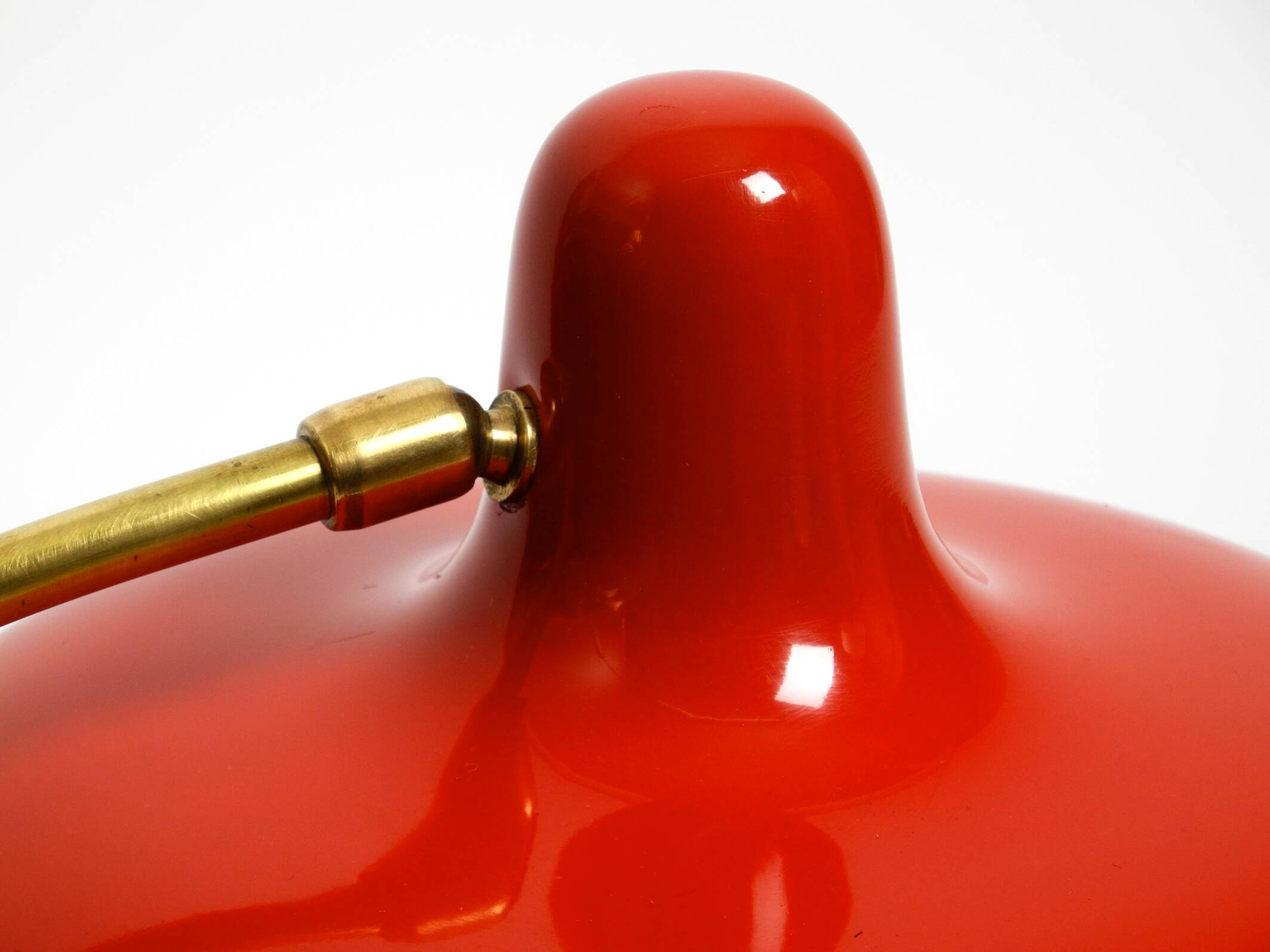 Beautiful large Mid Century Modern brass table lamp with red metal shade