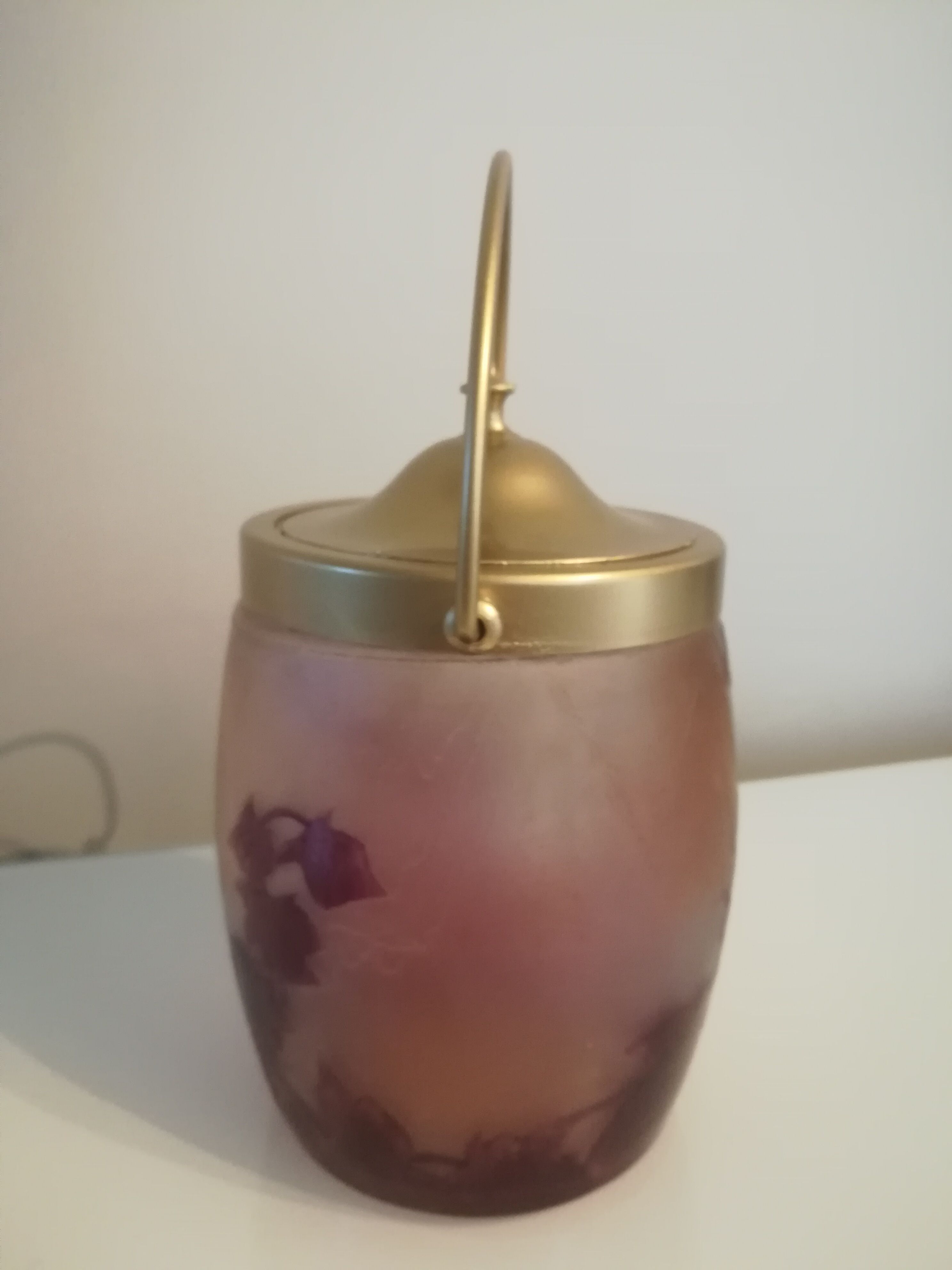 Legras biscuit bucket in glass paste Ruby series