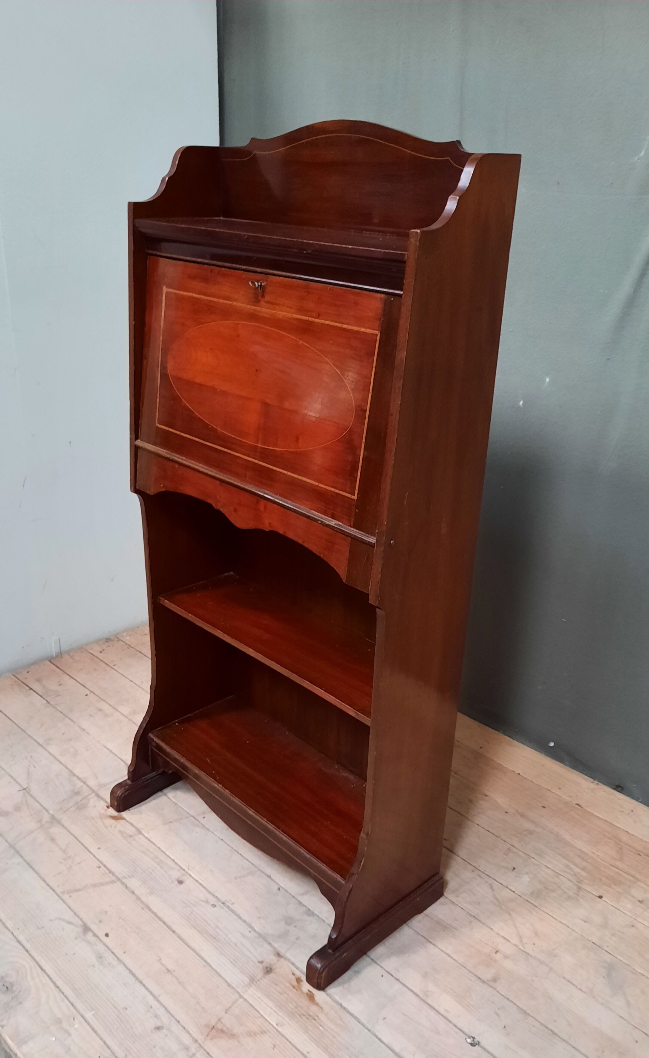 Secretaire "Bonheur du jour" anglais en acajou