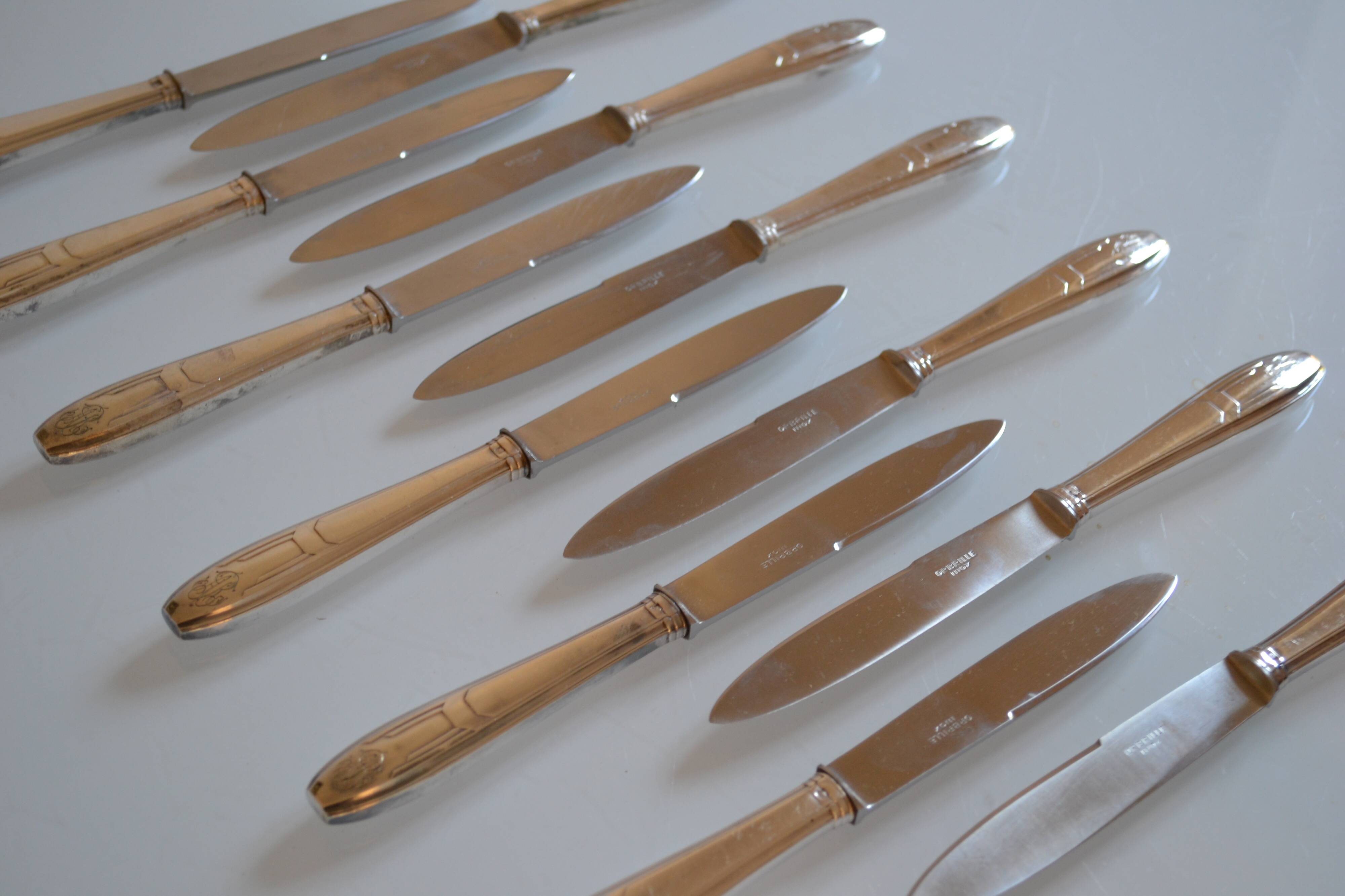 12 art deco silver metal dessert or cheese knives 20.5 cm AR monogram