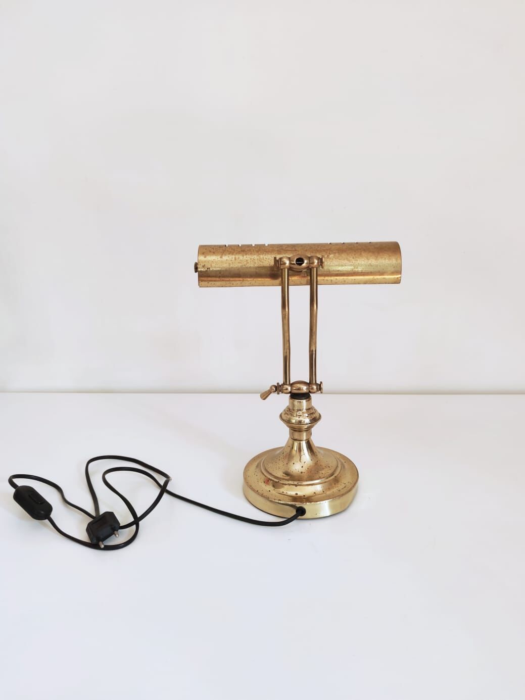 Golden brass desk/banker's lamp