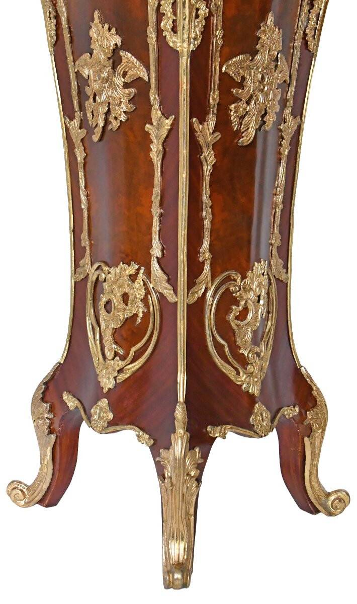 Pair of important Louis XV style pedestals