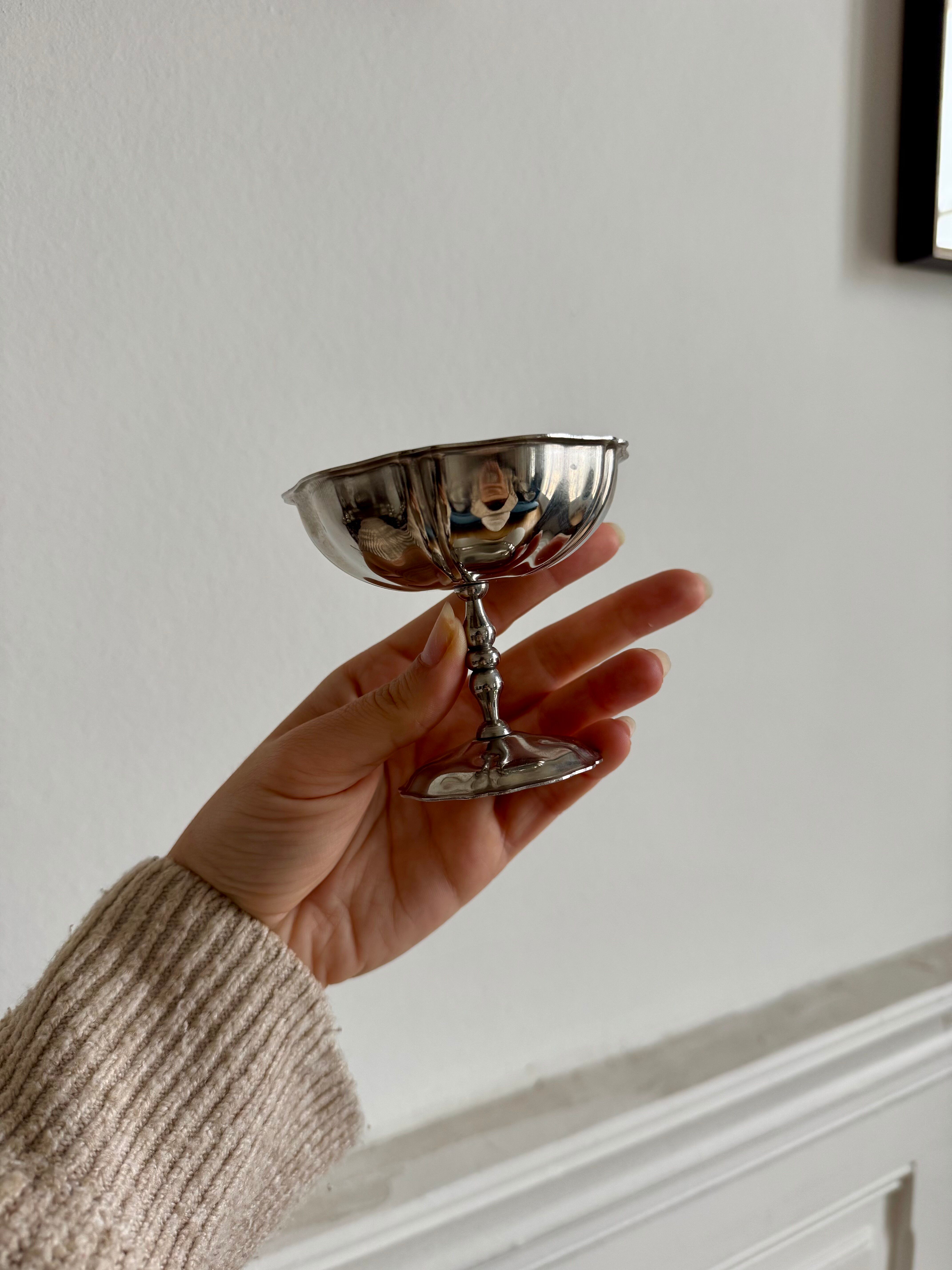 Les coupes en inox drapées