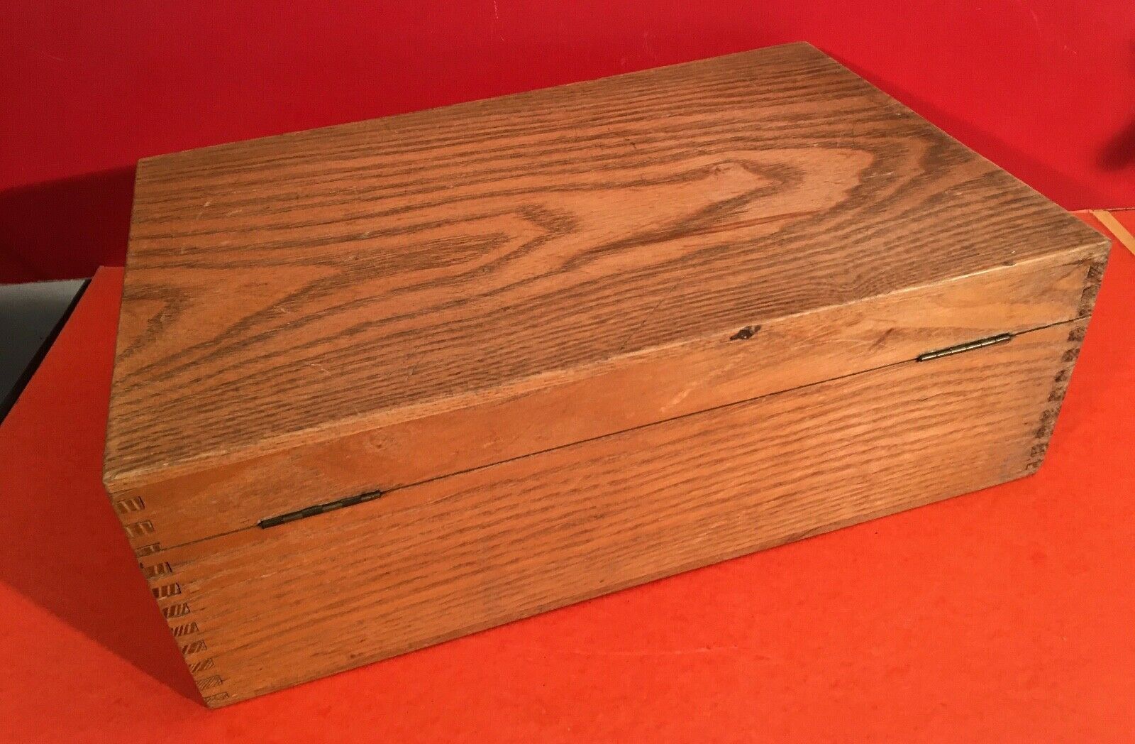 Light oak wooden box