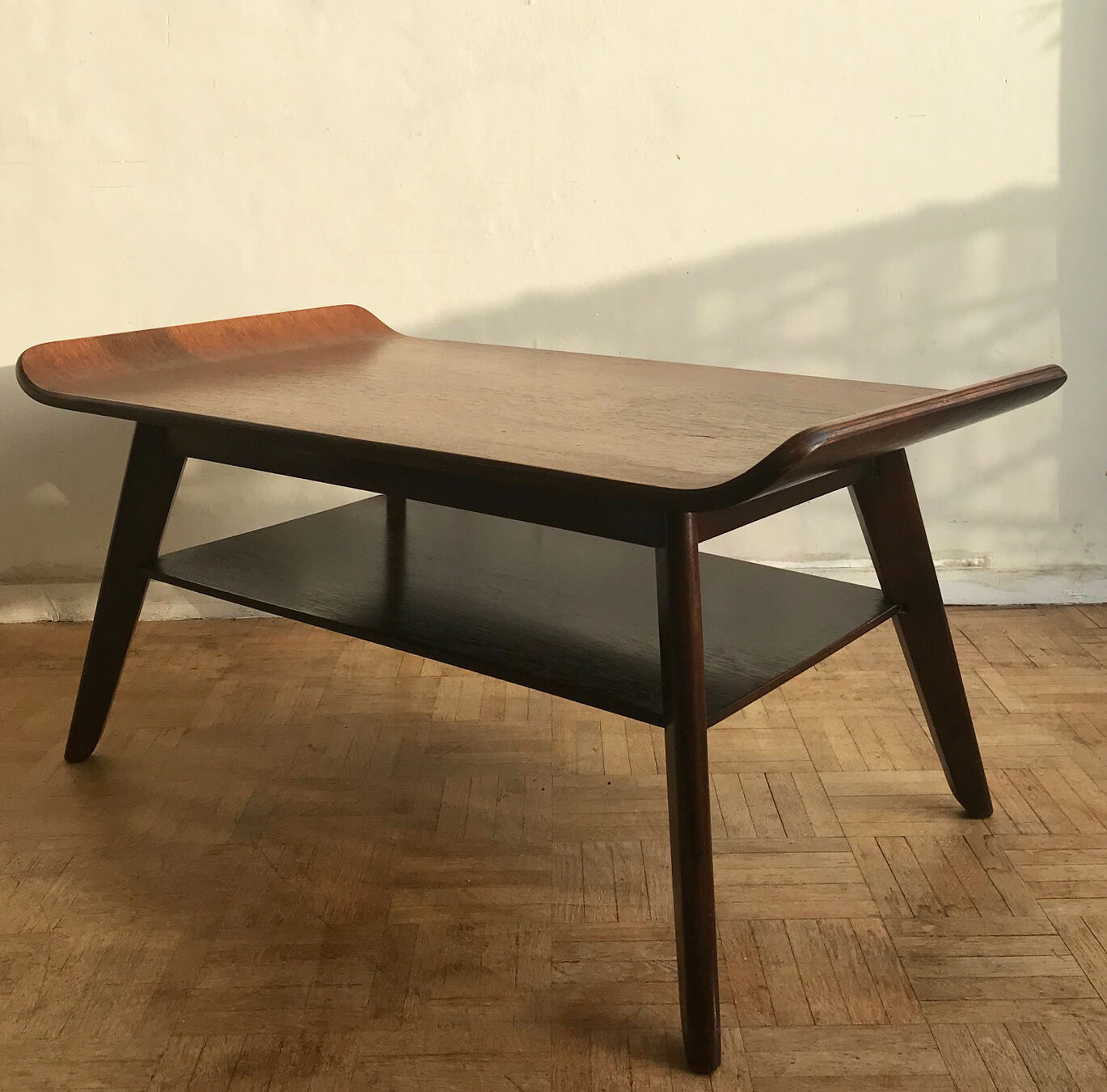 Table basse du designer Ewart Myer, années 1950