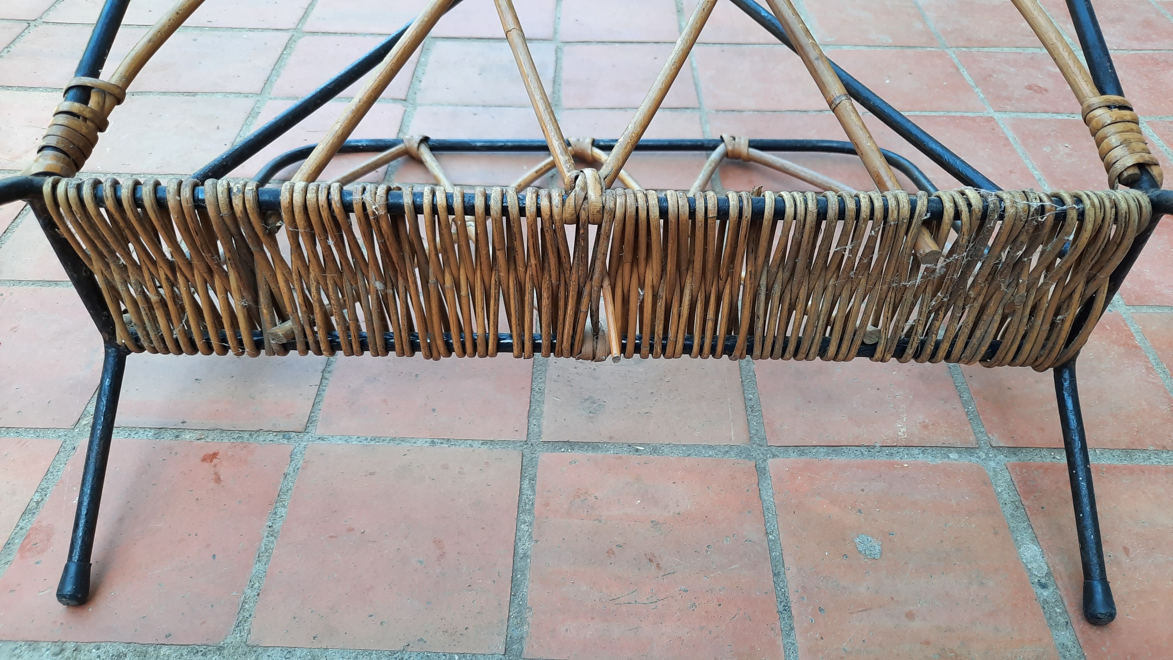 Metal and wicker magazine door