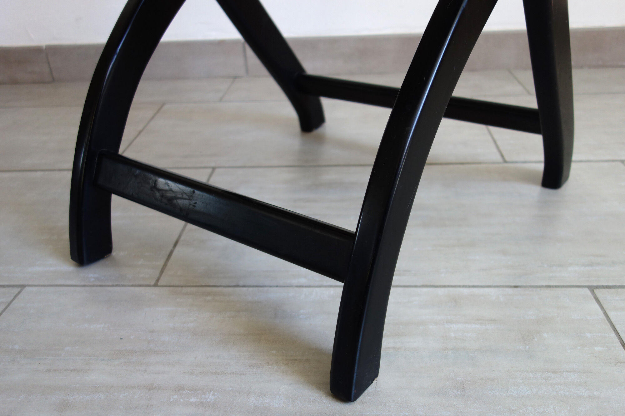 Vintage cannée folding chair