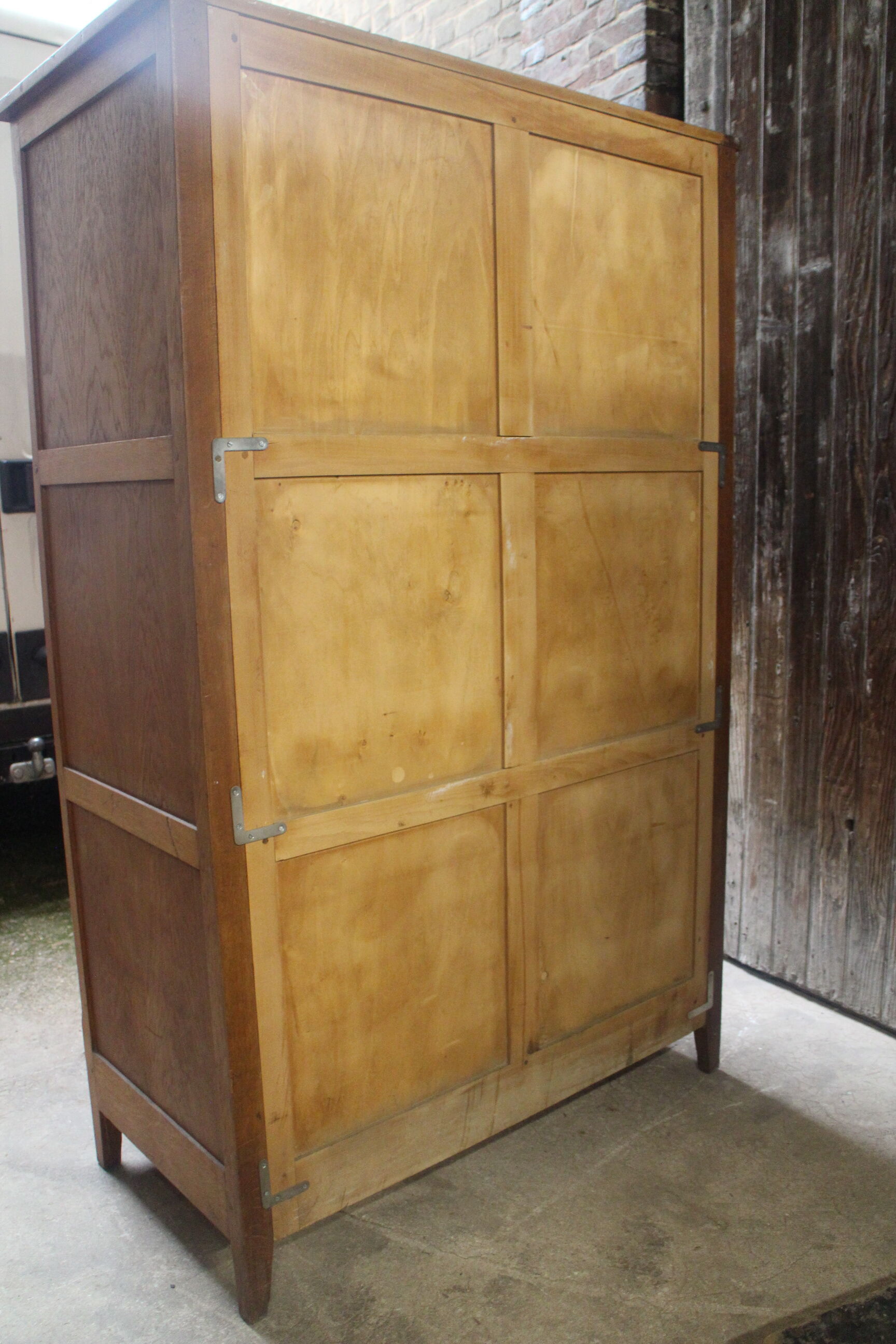 Parisian wardrobe reconstruction period