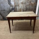 Farm table