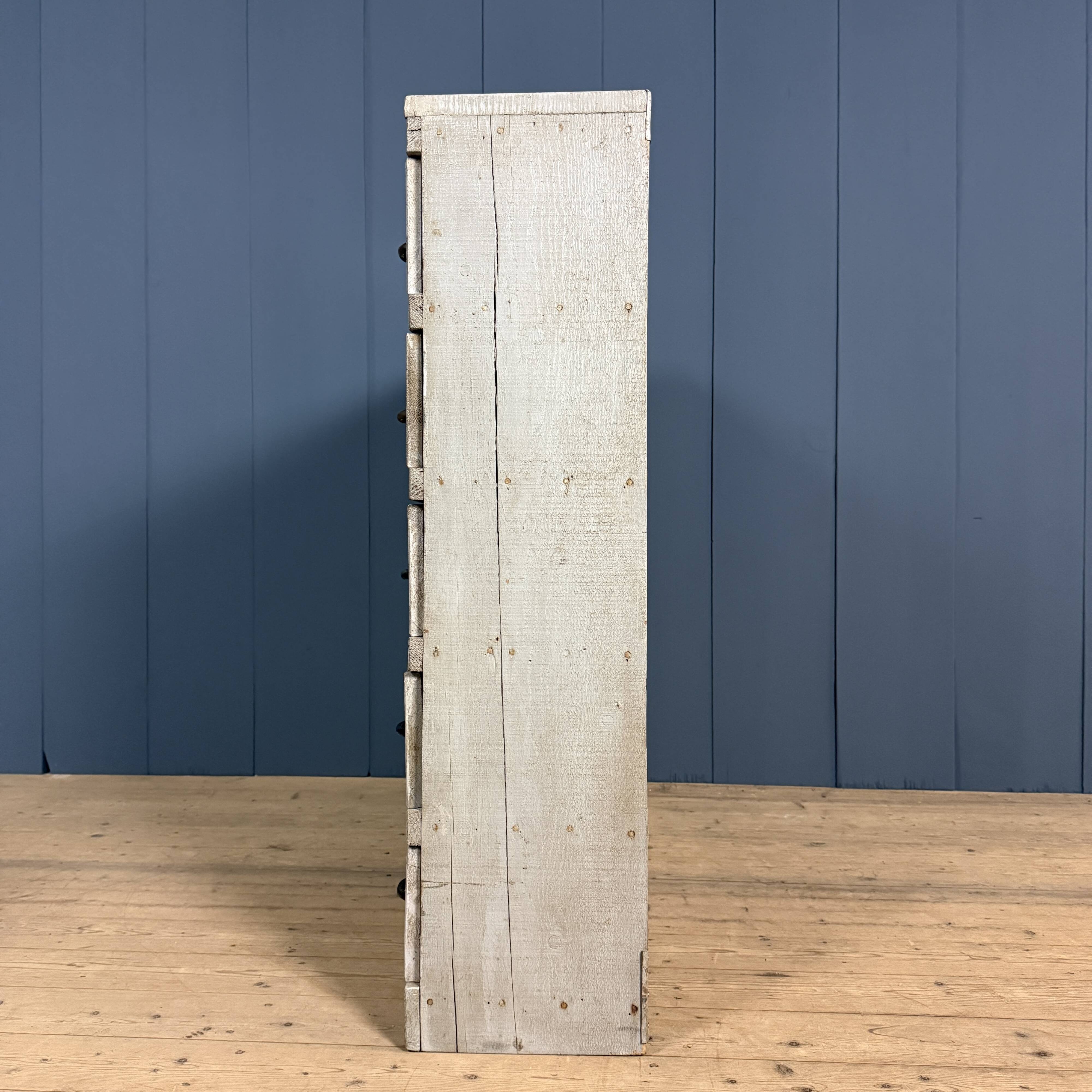 Old light grey workshop drawer cabinet with 25 drawers