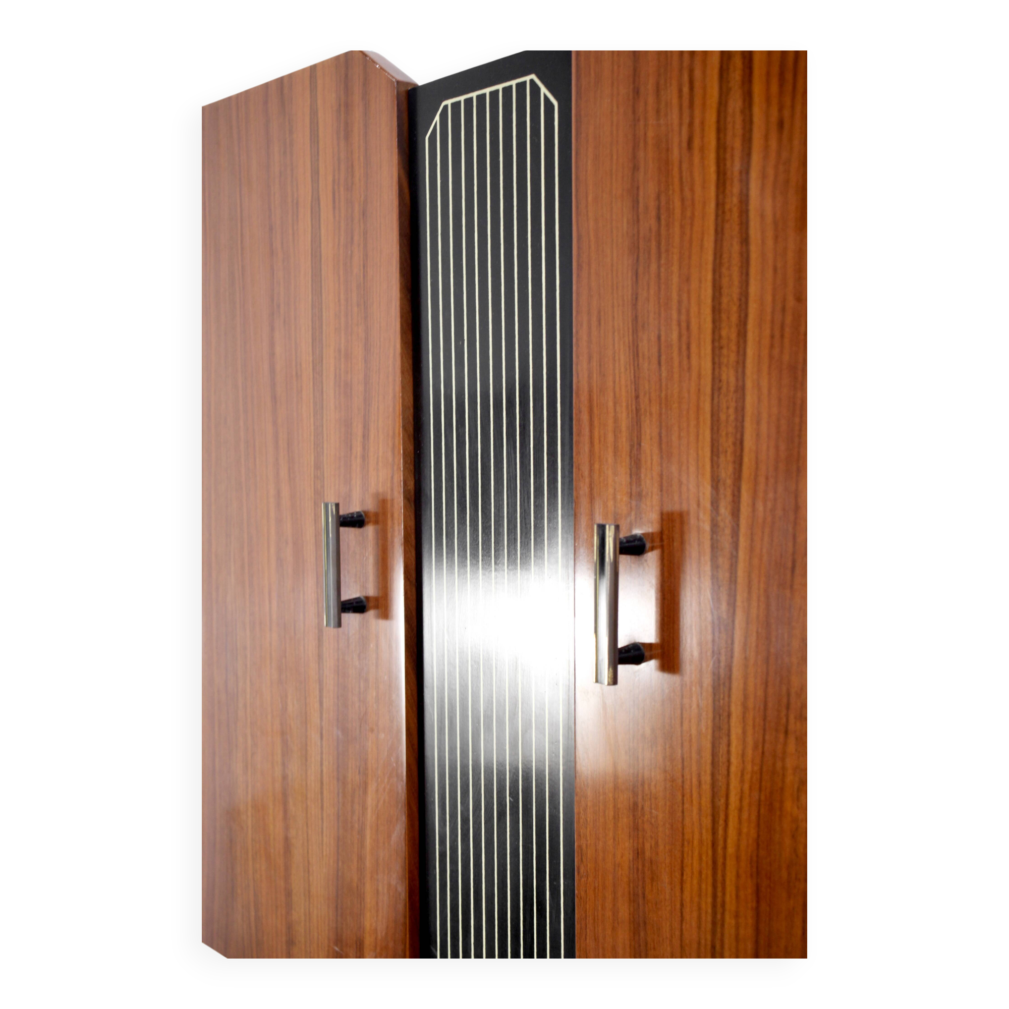 Midcentury Italian Freestanding Modular Bookshelf In Teak And Brass