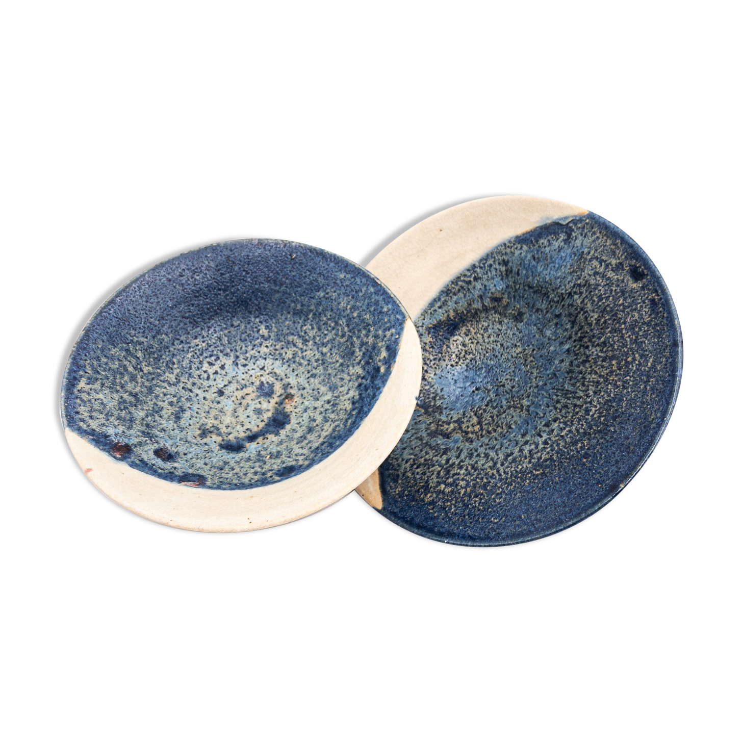 French-Japanese ceramic cups. White and red azure enamel