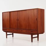 Buffet haut en teck, design danois, années 1970, production : Danemark