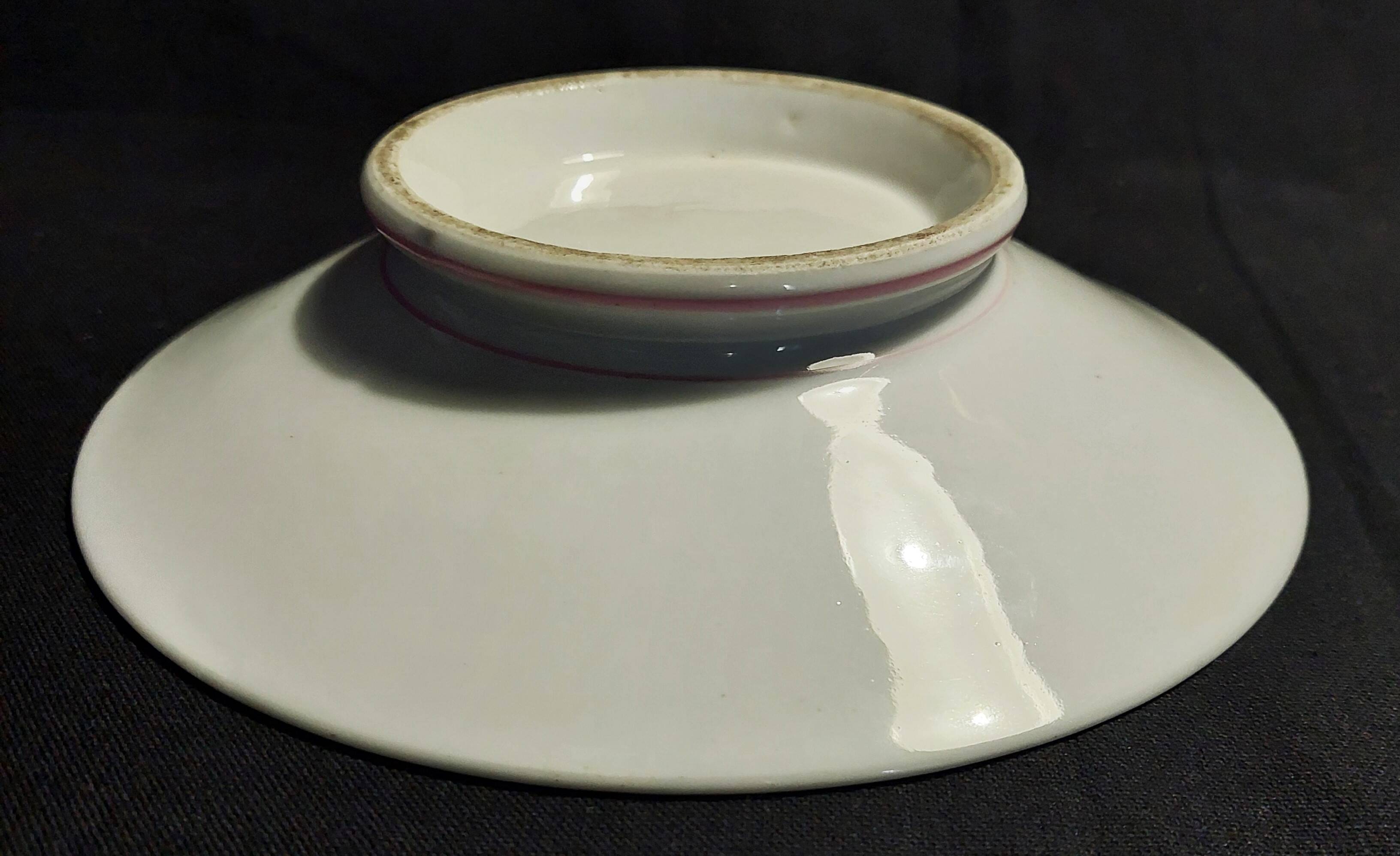 Late 19th century Paris porcelain soup plate with heel