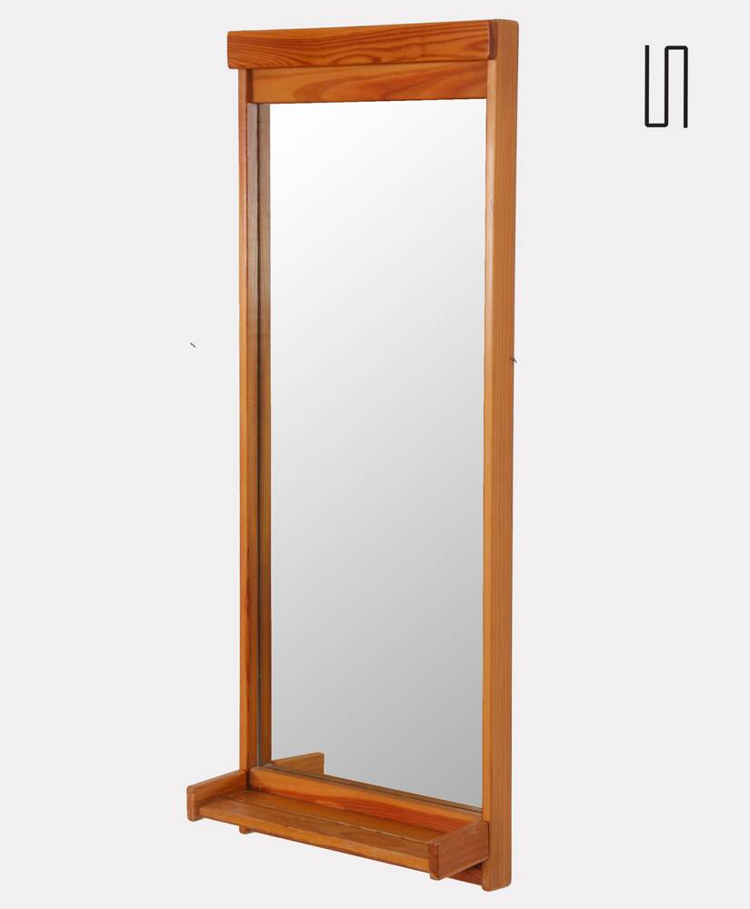 Mirror published by Drevokov in the 1970s