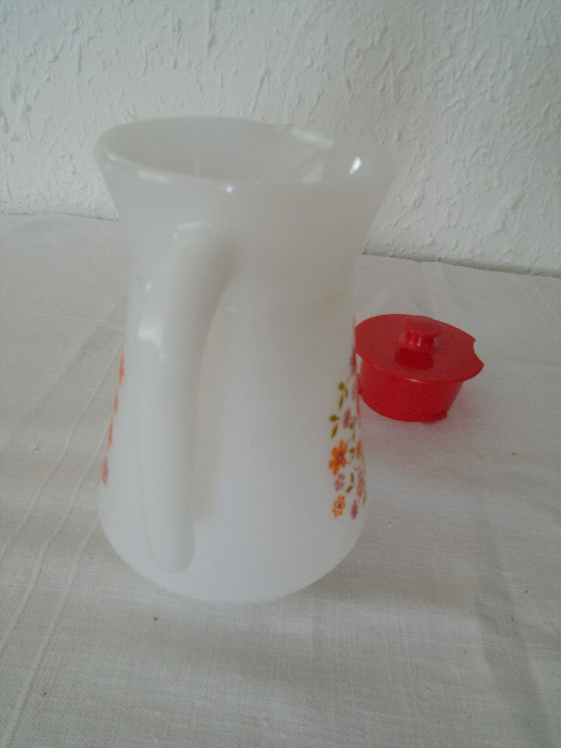 Pichet Scania verseuse carafe petities fleurs orange arcopal vintage