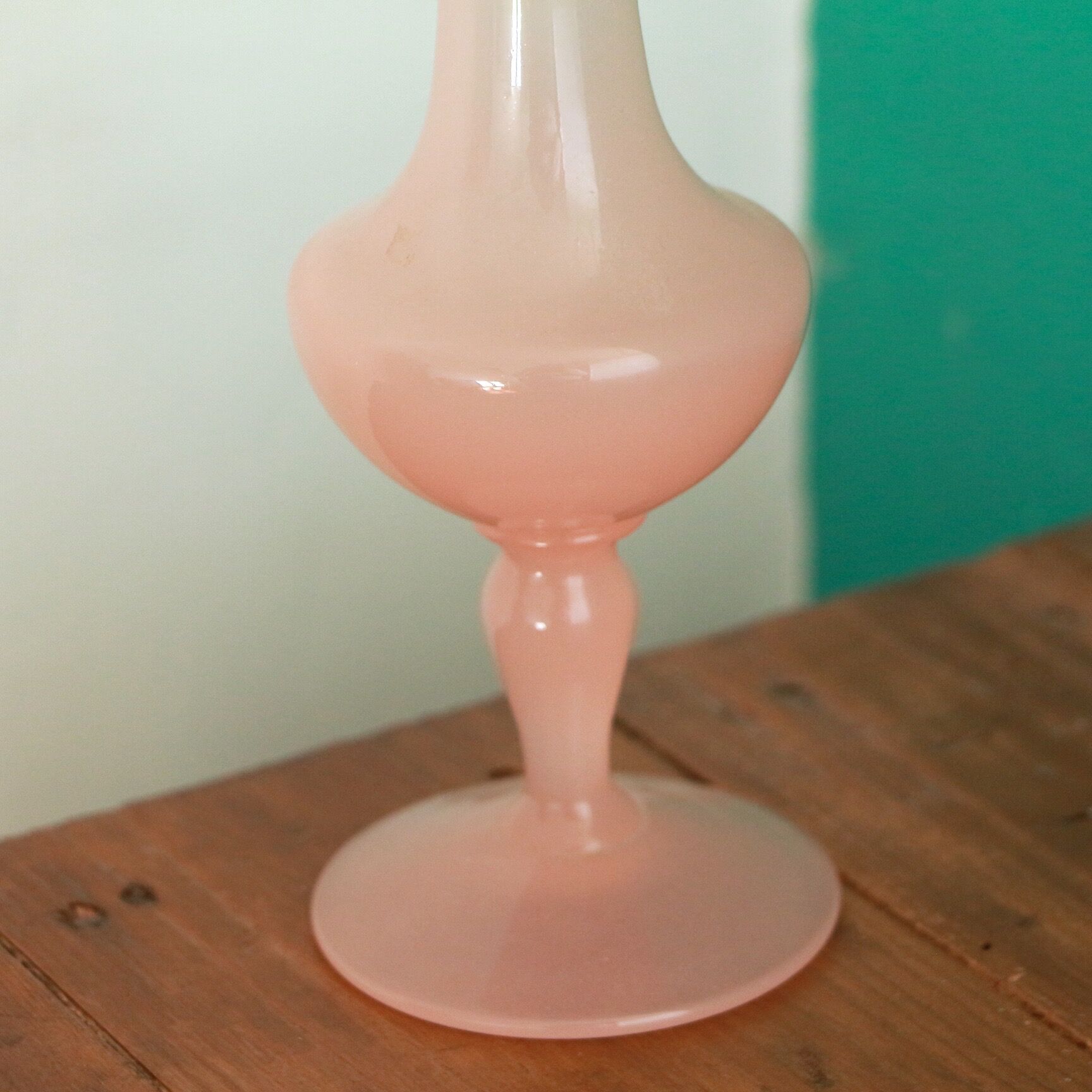 Pink opaline soliflore vase
