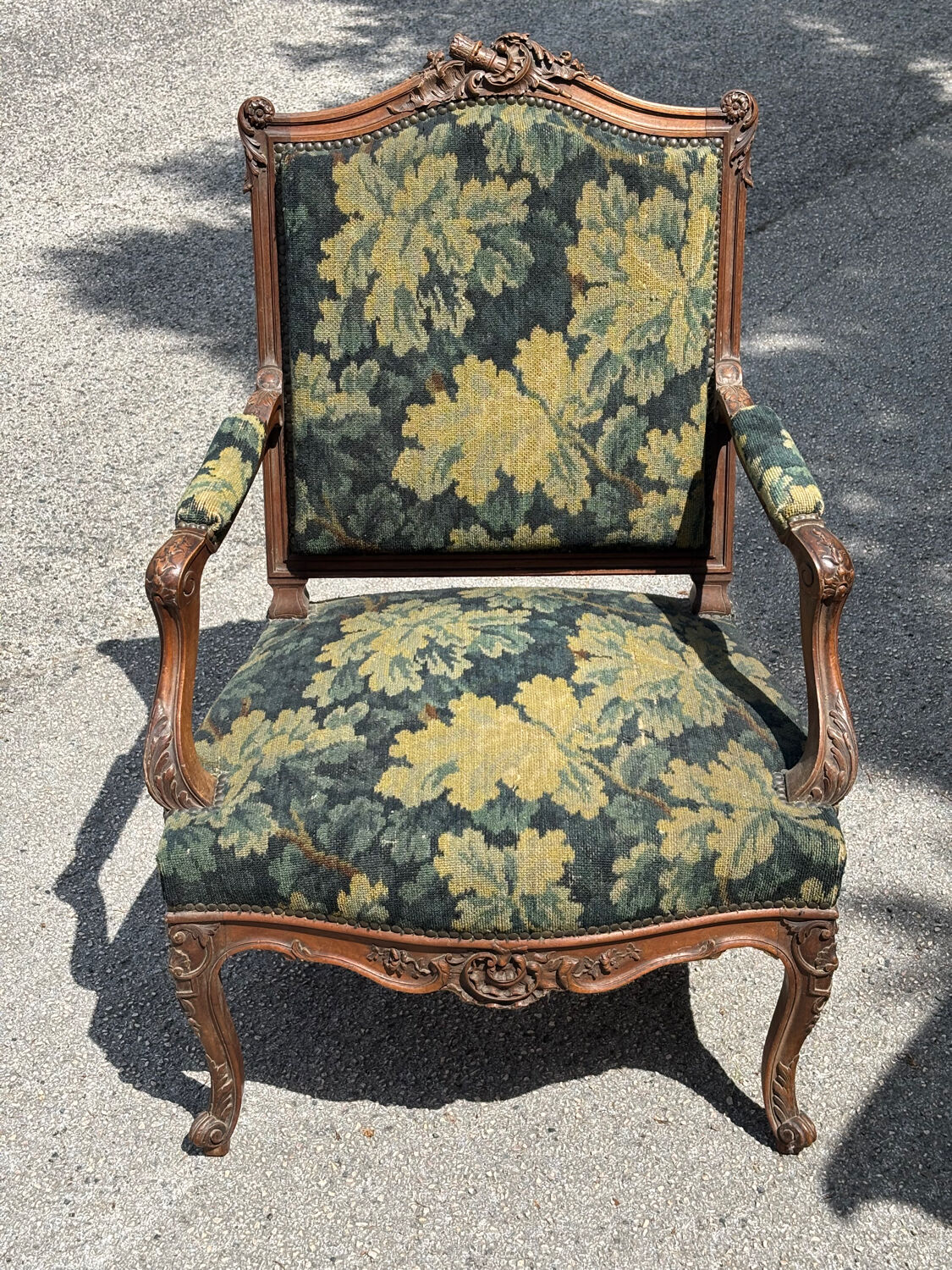 Regency armchair with plant tapestry