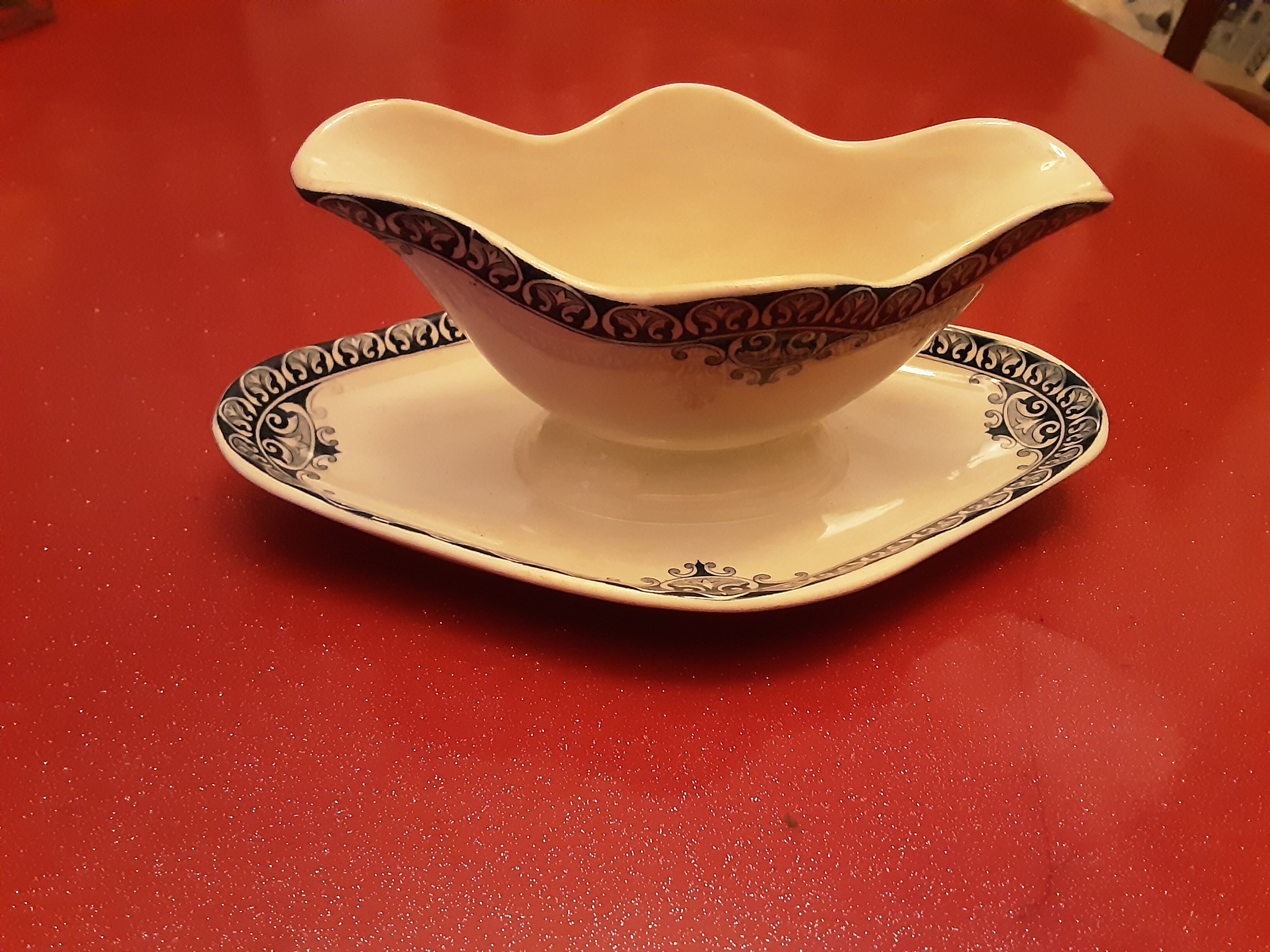 Sauce dish earthenware Saint Amand Hamage