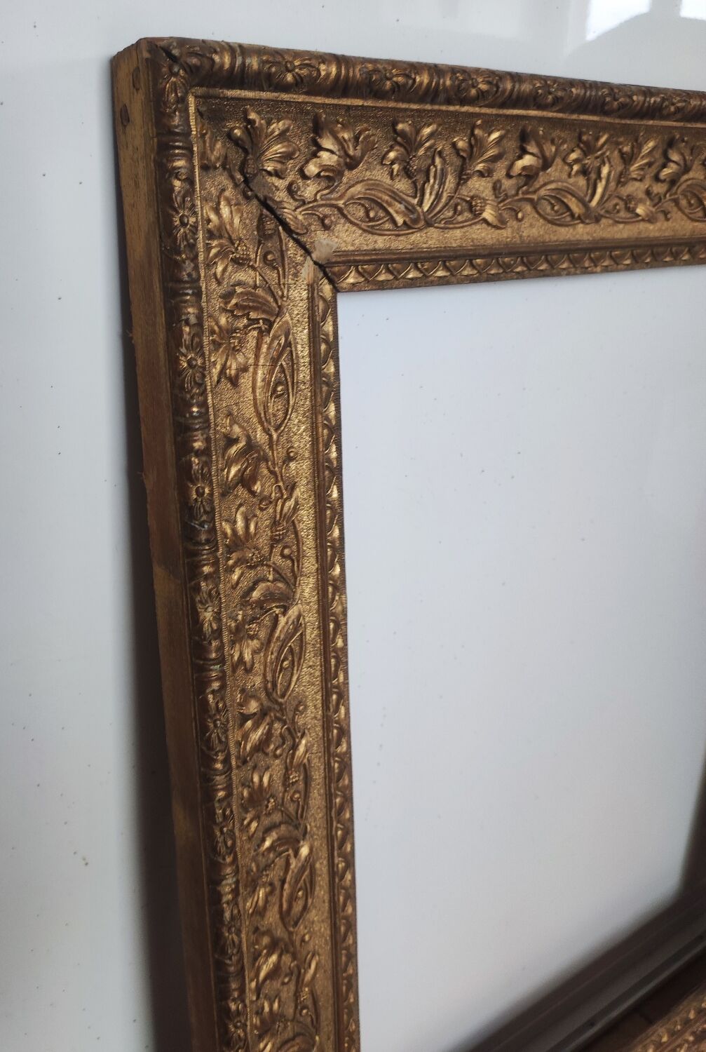 Old frame montparnasse 64x54 cm