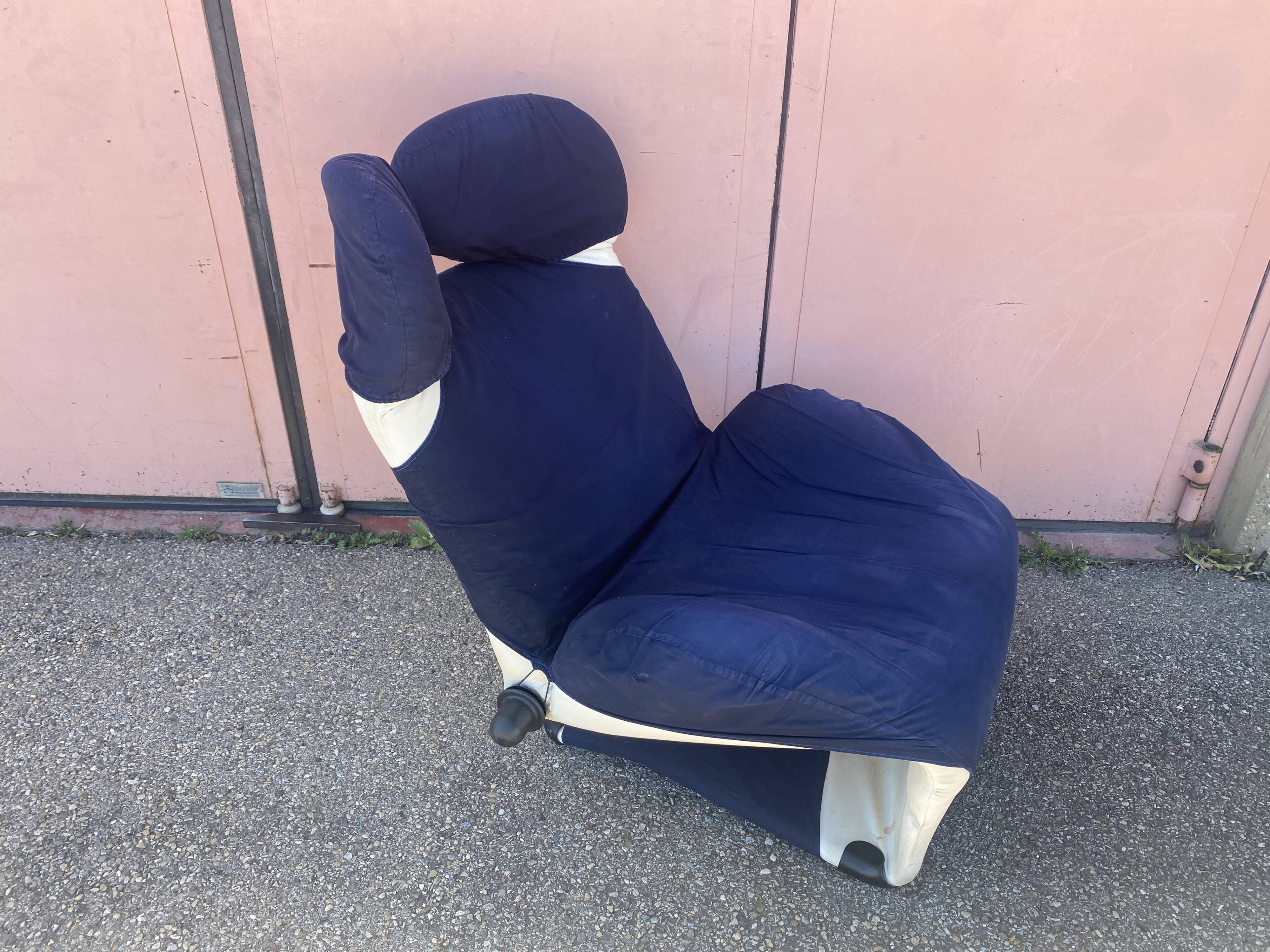 Wink Armchair By Toshiyuki Kita for cassina -