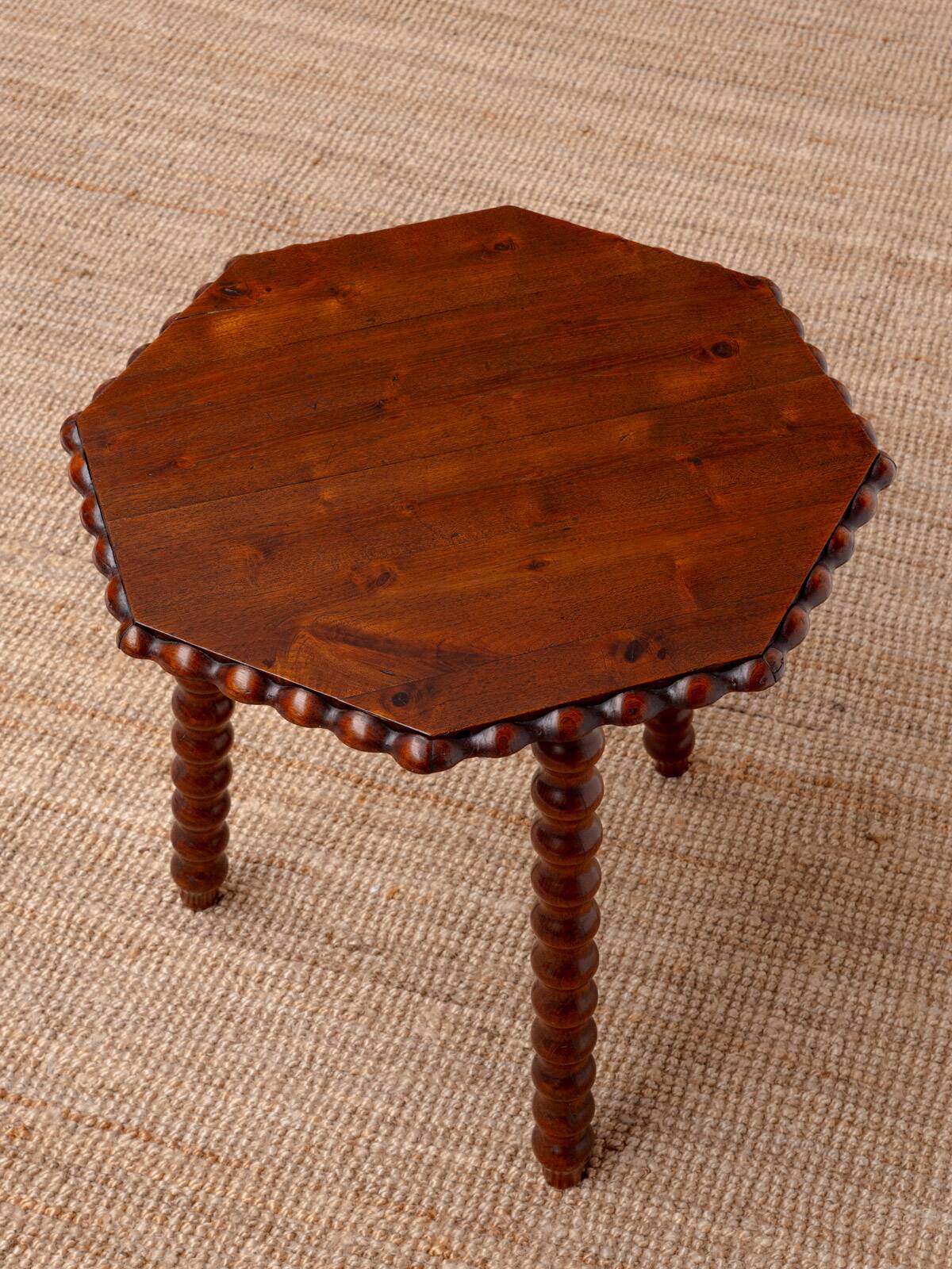 Table d'appoint tripode victorienne antique en chêne, XIXe siècle