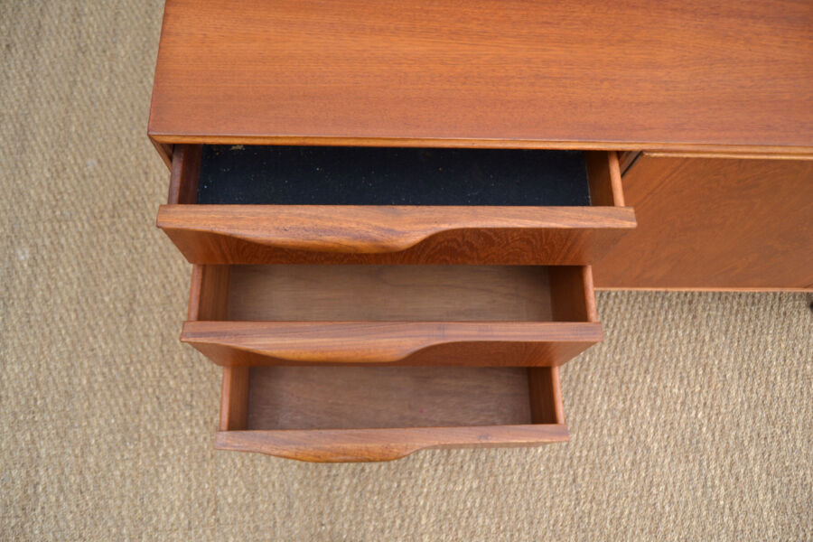 Enfilade en teck par McIntosh 151 cm