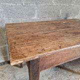Farm table