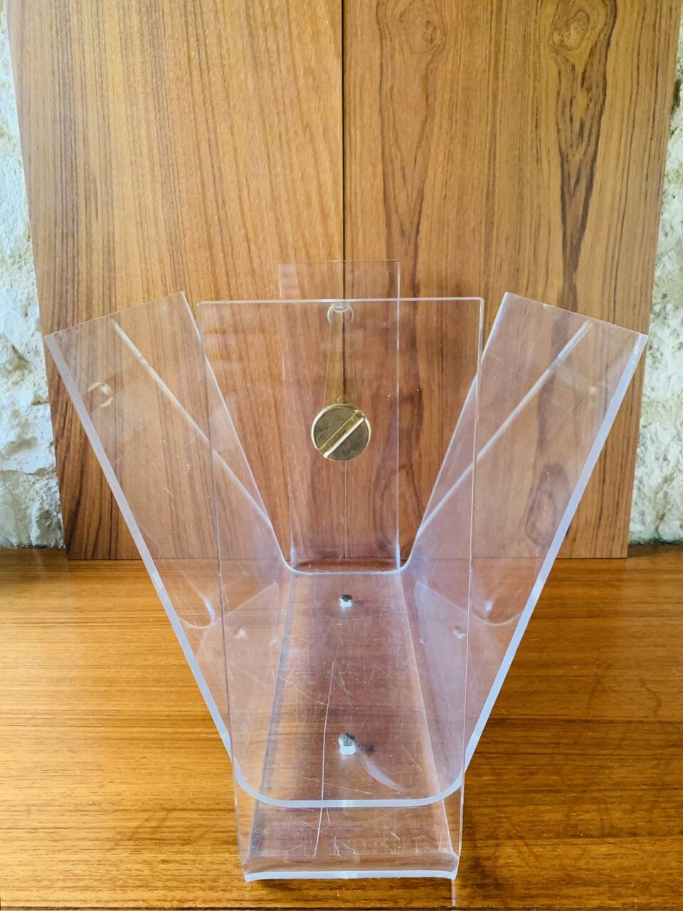 Plexiglas & brass magazine rack by David Lange, 1970s