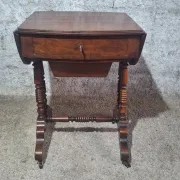 Table de couture victorienne anglaise à abattants, XIXe siècle