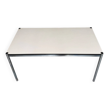 Bureau ou table design USM Haller plateau blanc structure métal