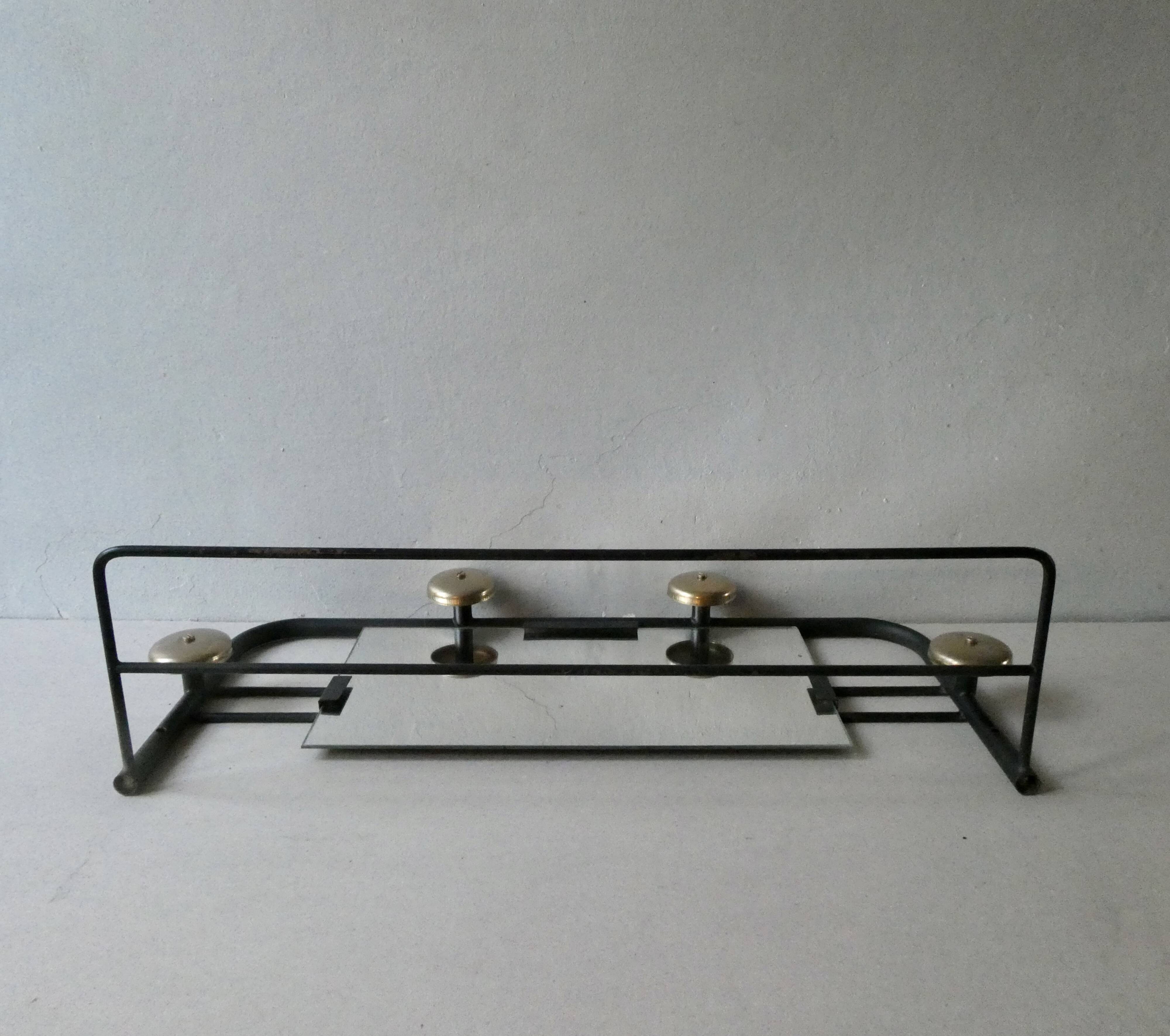 Wall-mounted coat rack with 4 hooks, 1 mirror and 1 hat rack