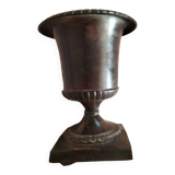 Small urn