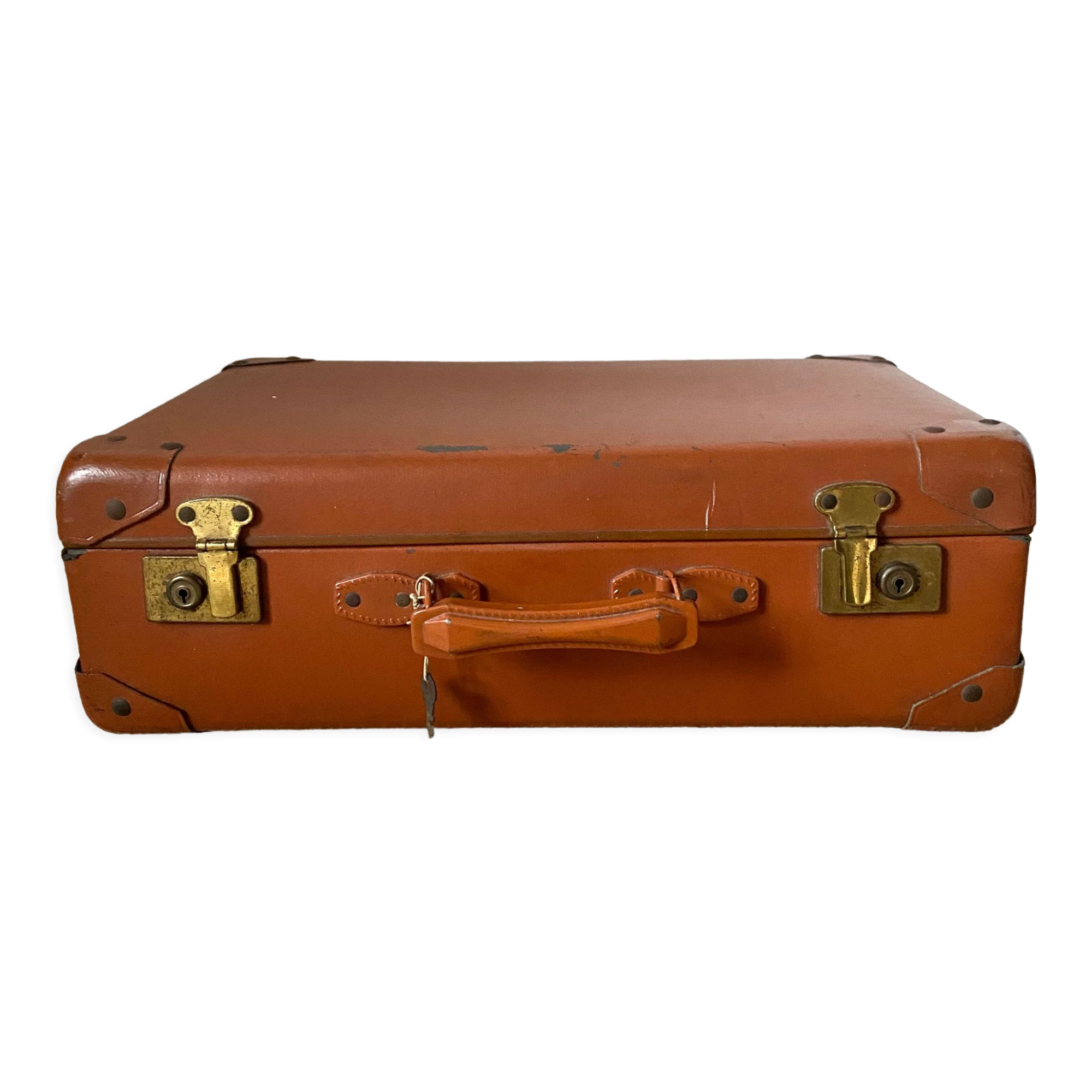Antique suitcase and its key