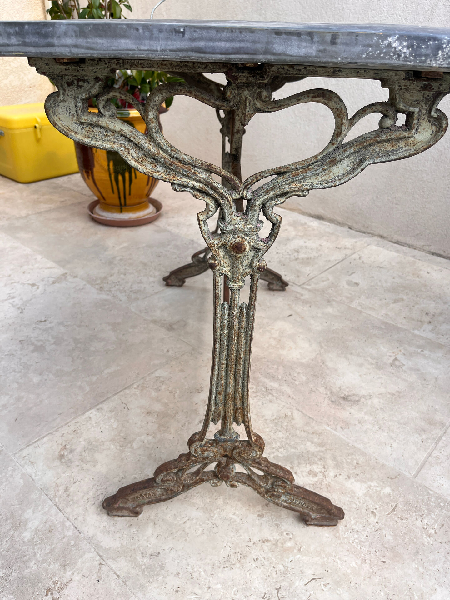 Table bistrot art nouveau 1900