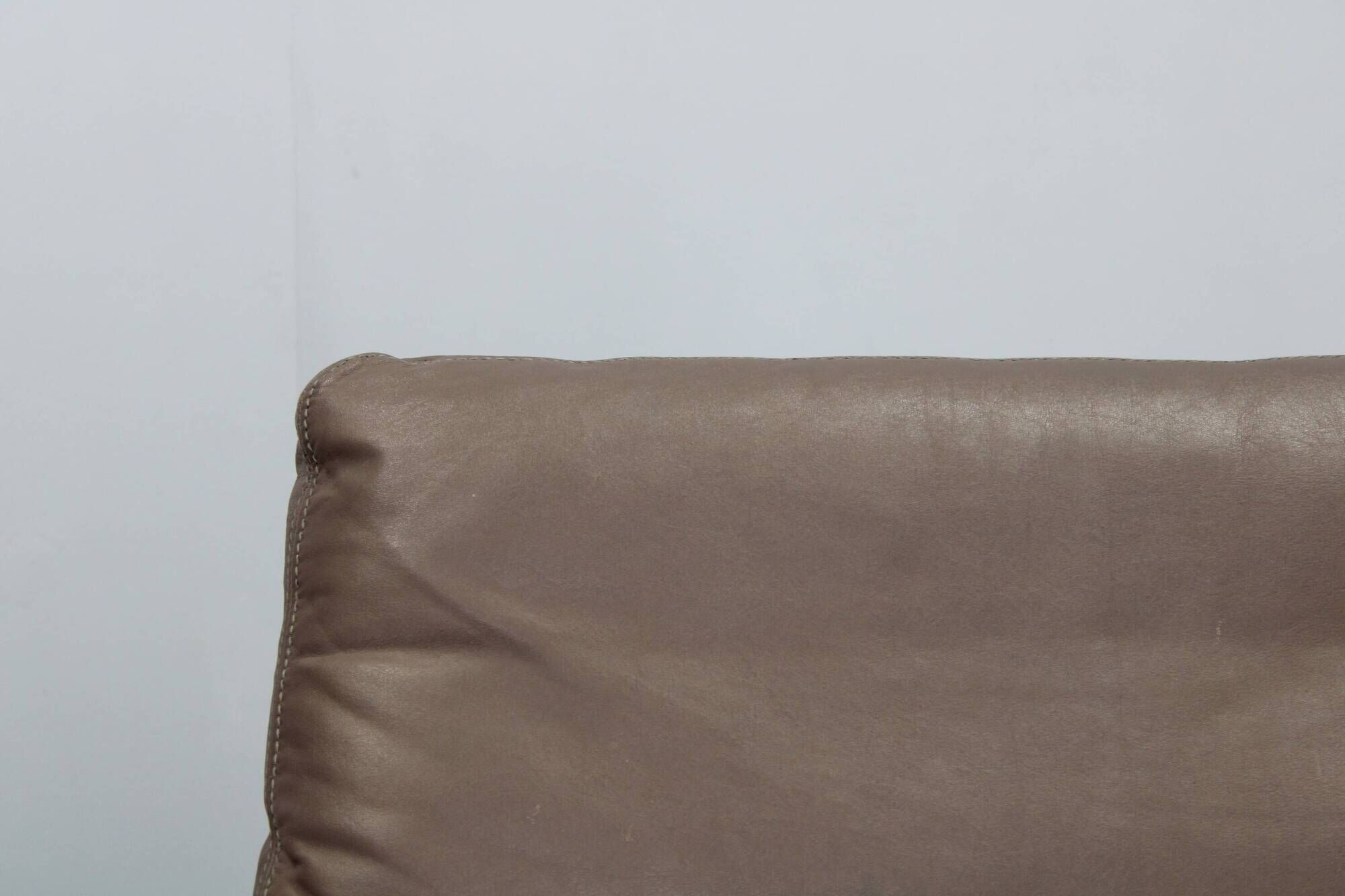 1970s L. Olsen & Søn Pair of Armchairs in Oak and Leather, Denmark