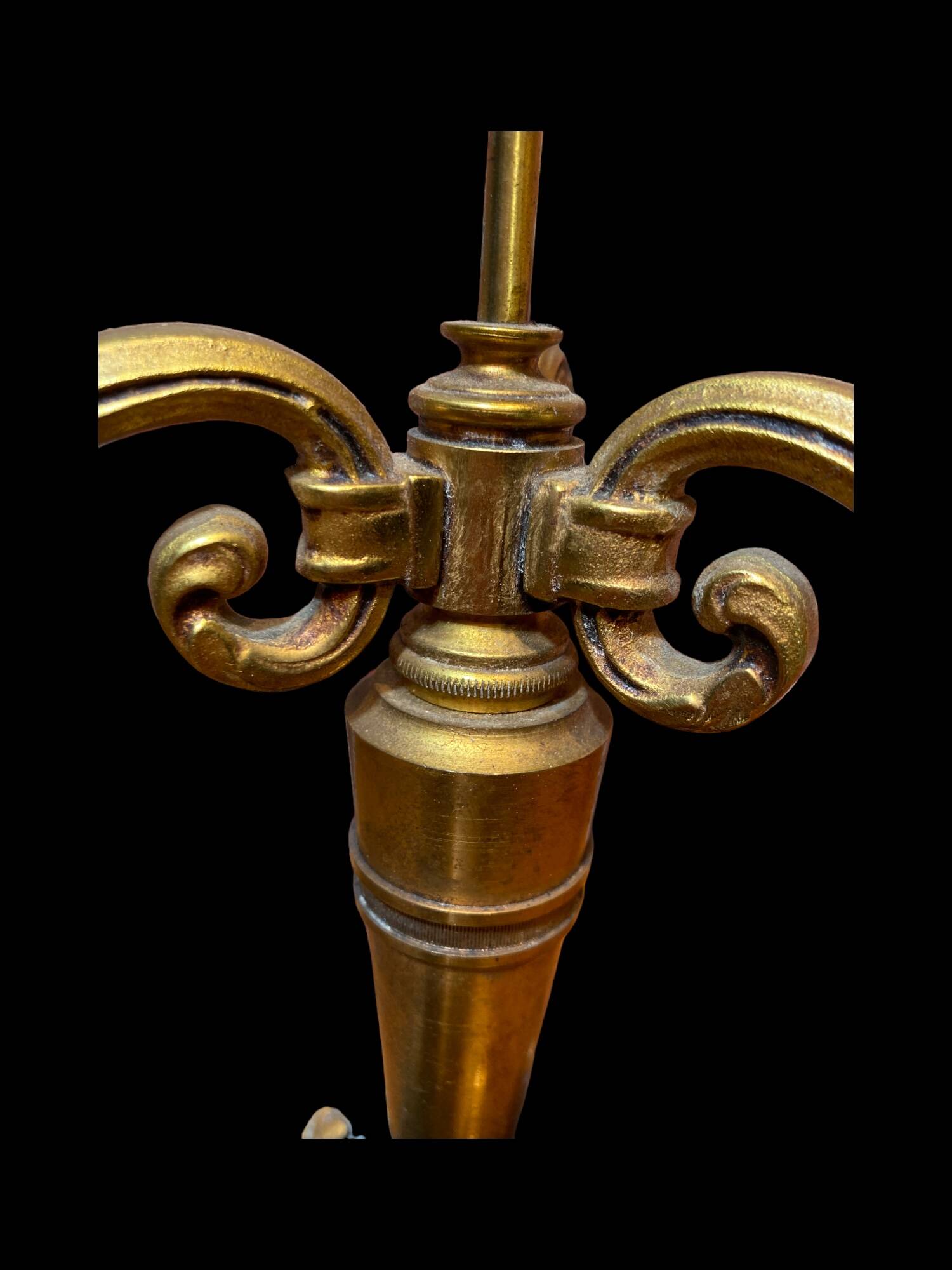 Bouillotte lamp without shade in black and gold metal