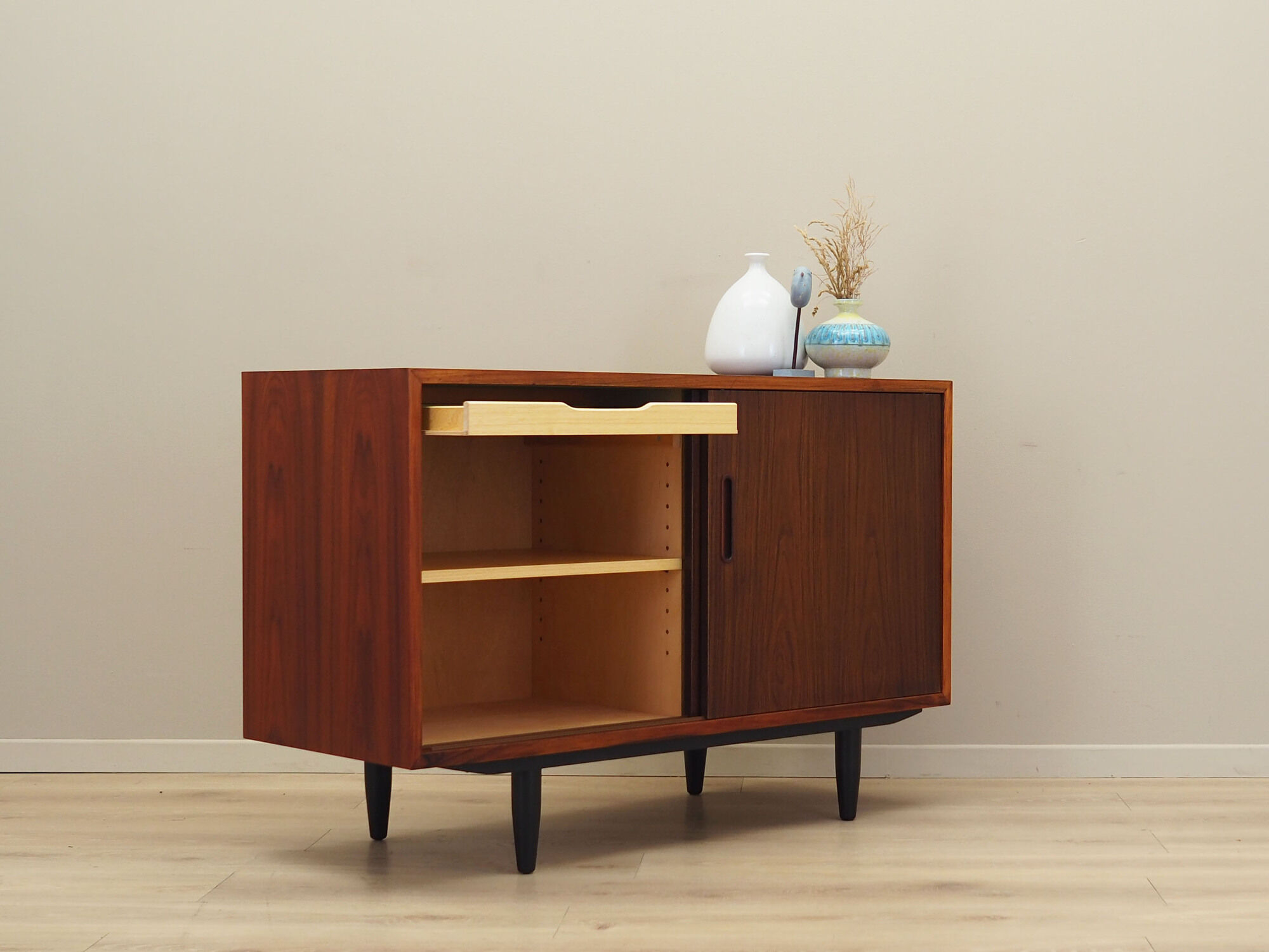 Buffet palissandre, design danois, années 1970, fabrication: Hundevad