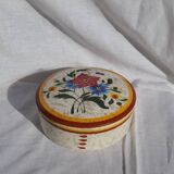 Ceramic jewelry box