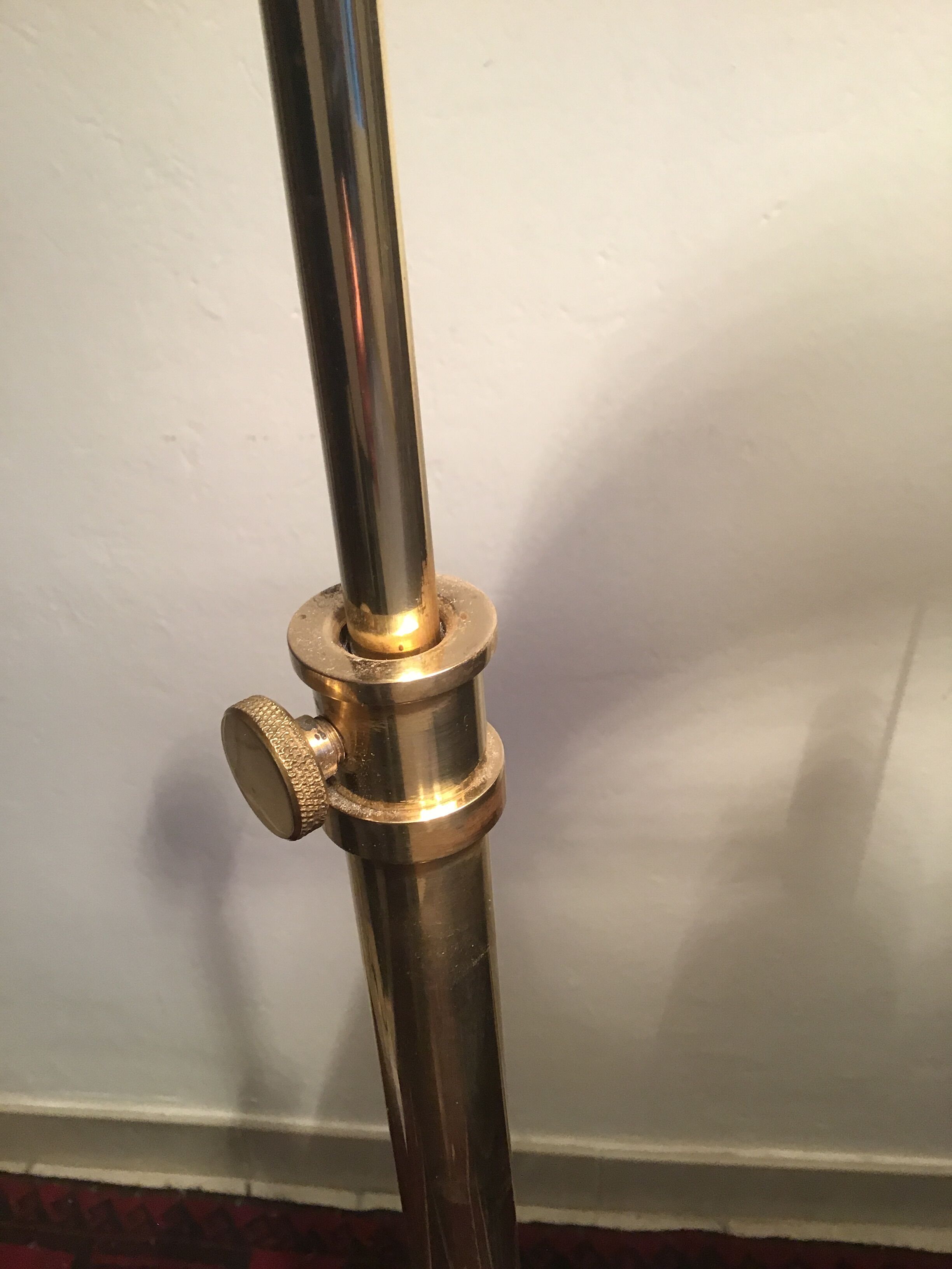 Floor lamp