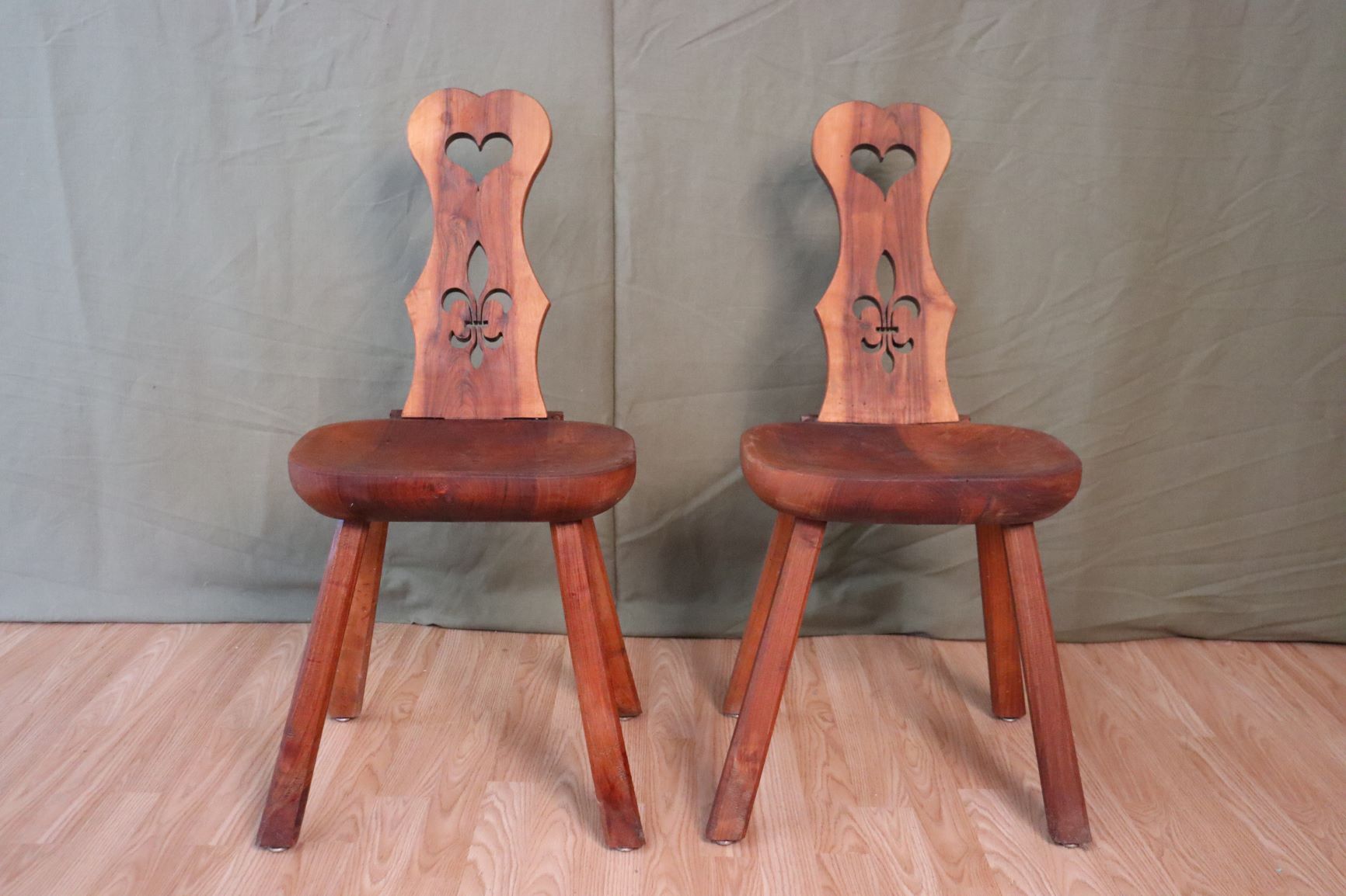 Pair of Alsatian-style chairs